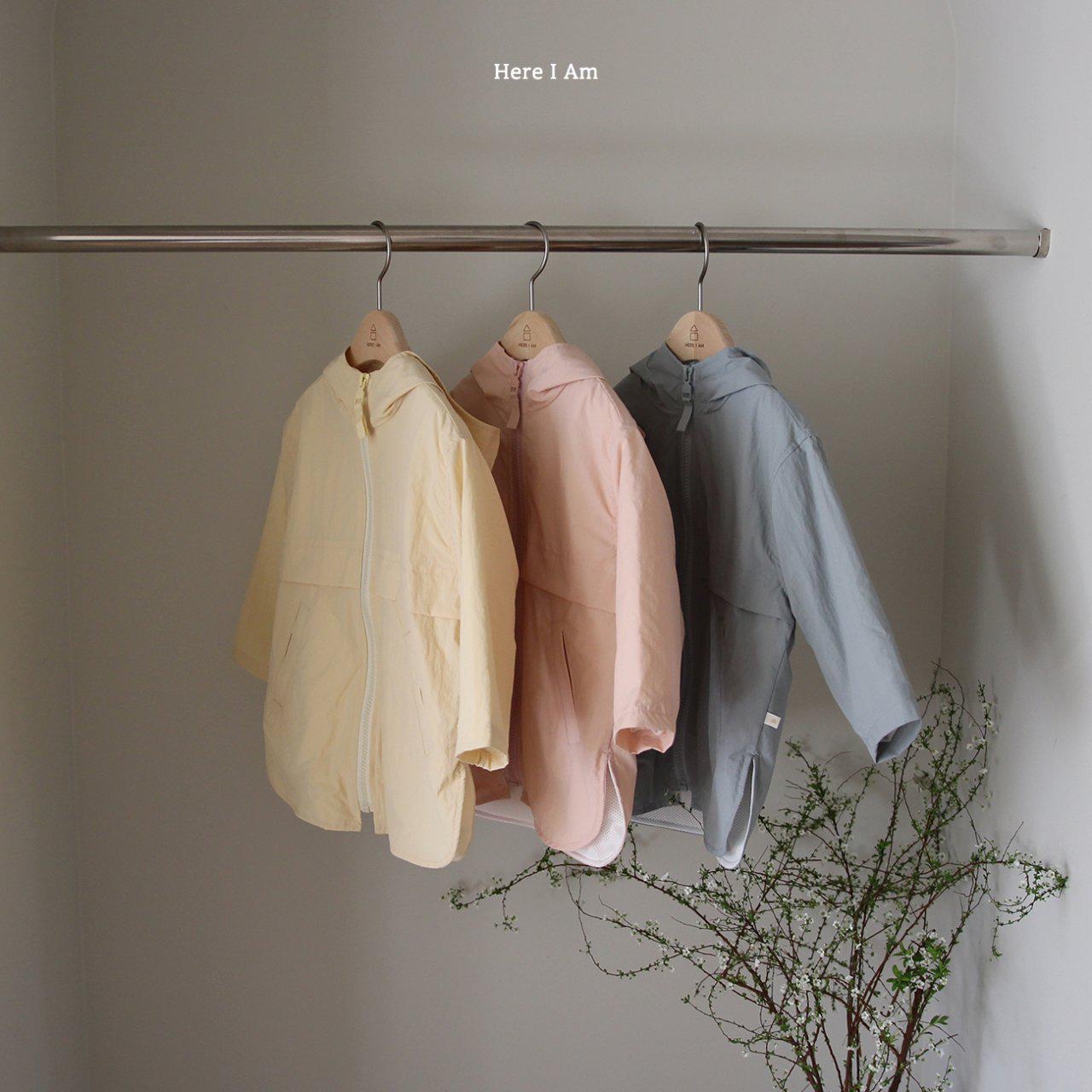 Here | 風褸(Yellow XS80-90)