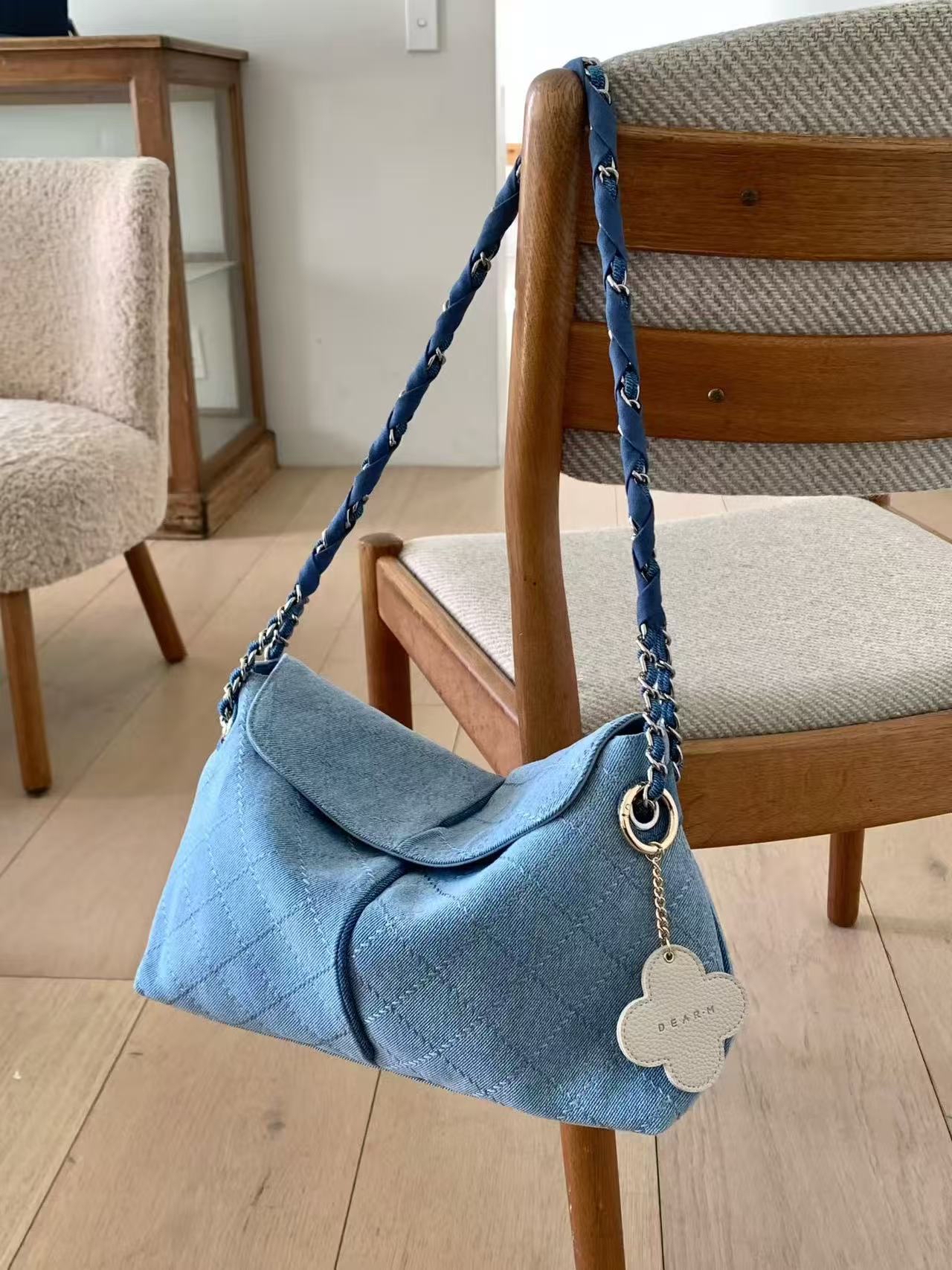 小香風菱格紋牛仔包包