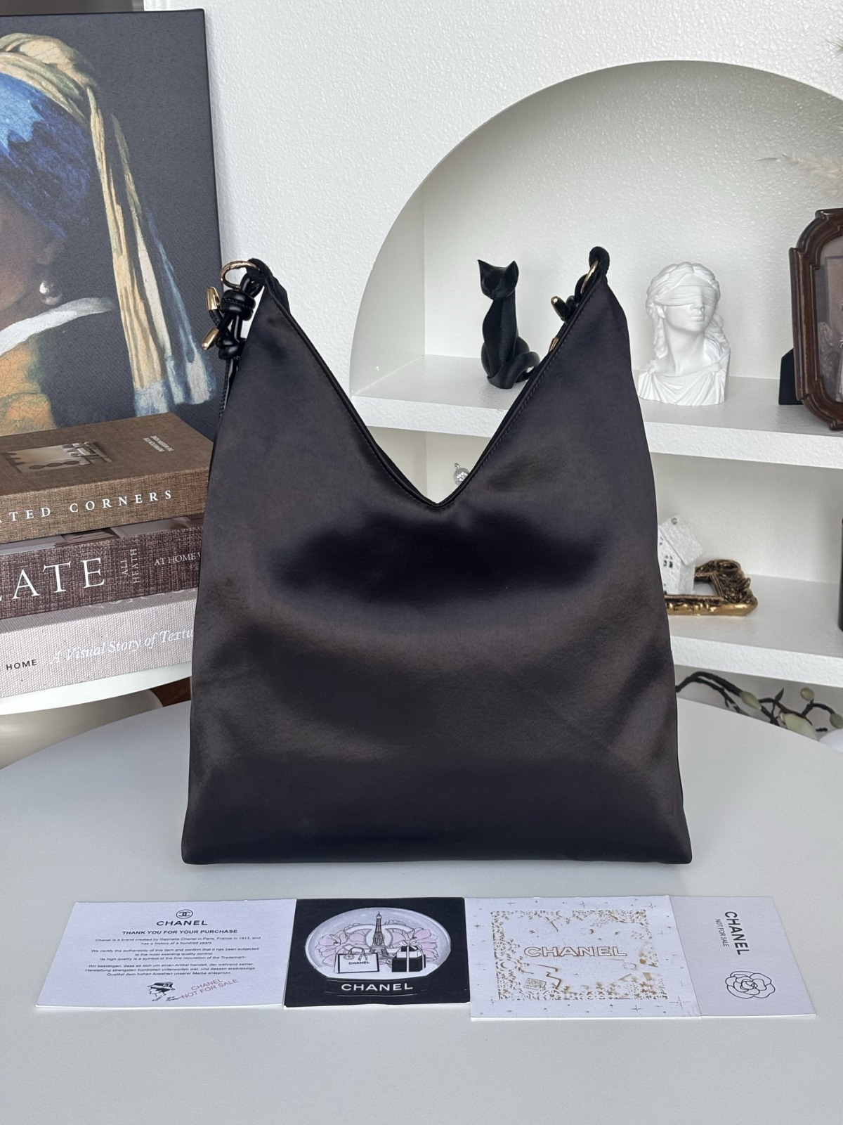 CHANEL 海外 Makeup VIP Tote Bag 黑緞面抽繩托特