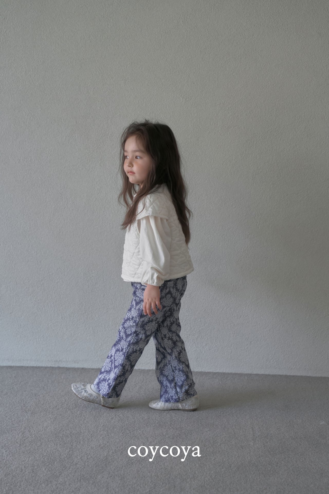 🌸預訂 韓國直送🌸🇰🇷COYCOYA兩色奢華提花半喇叭褲