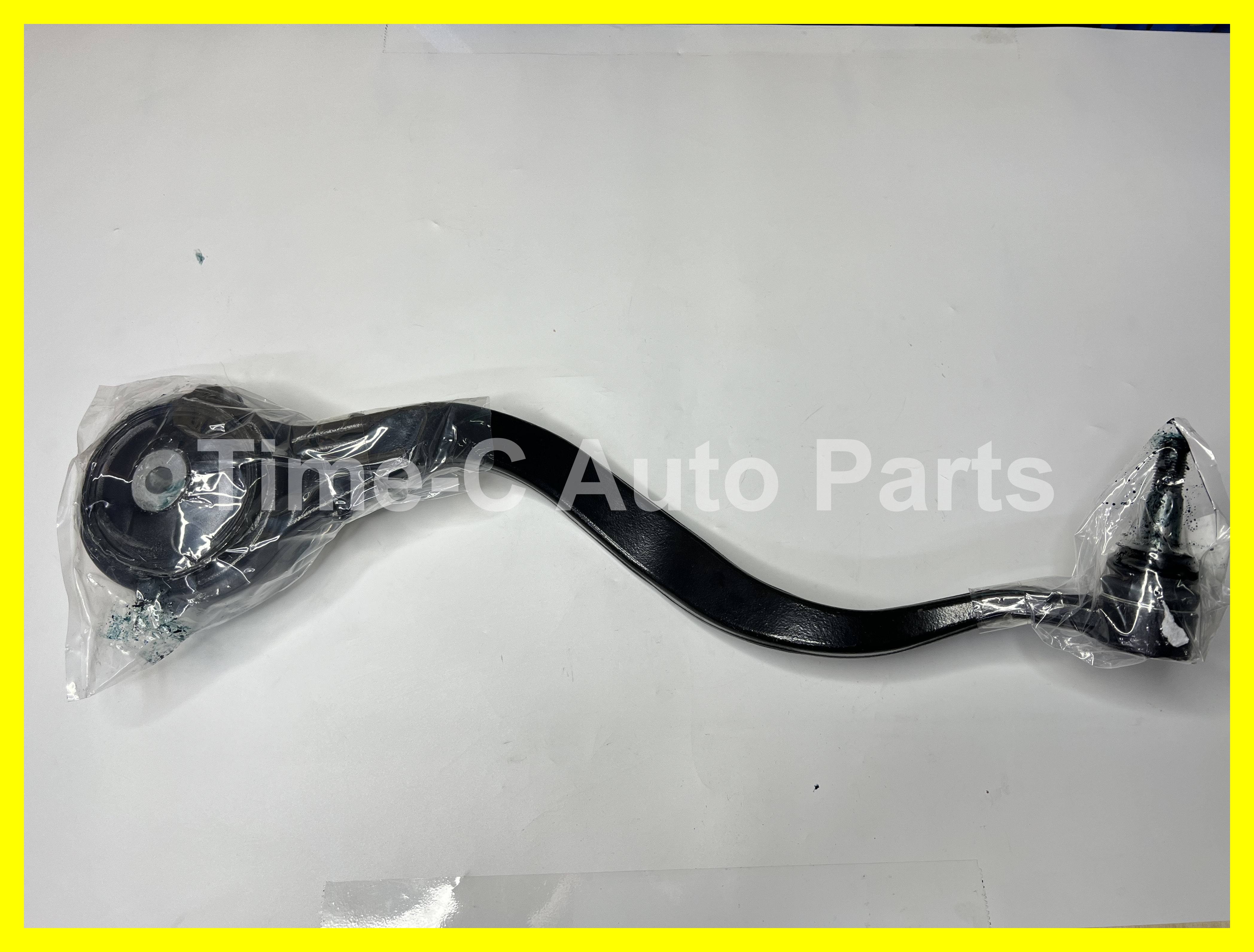 右下叉架前 48620-11010 - Toyota Lexus LS Series
