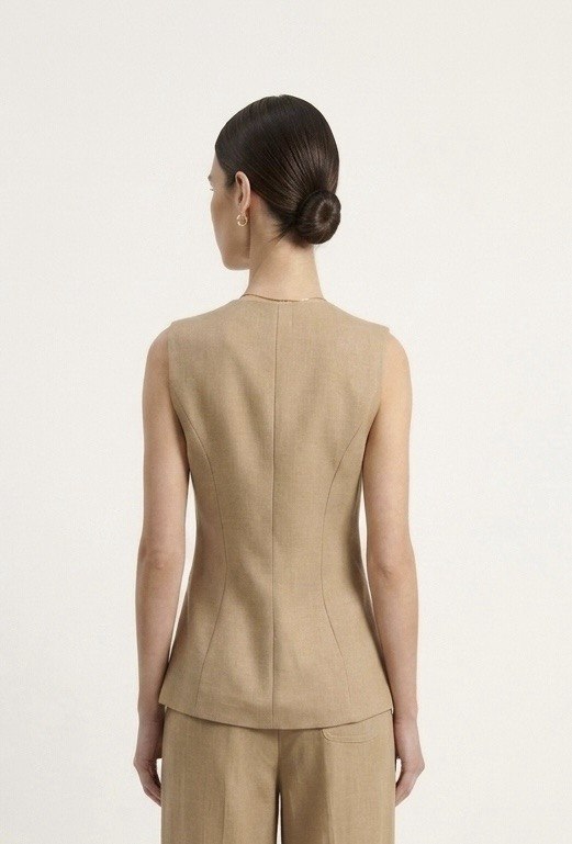 W5501 - Elara Vest