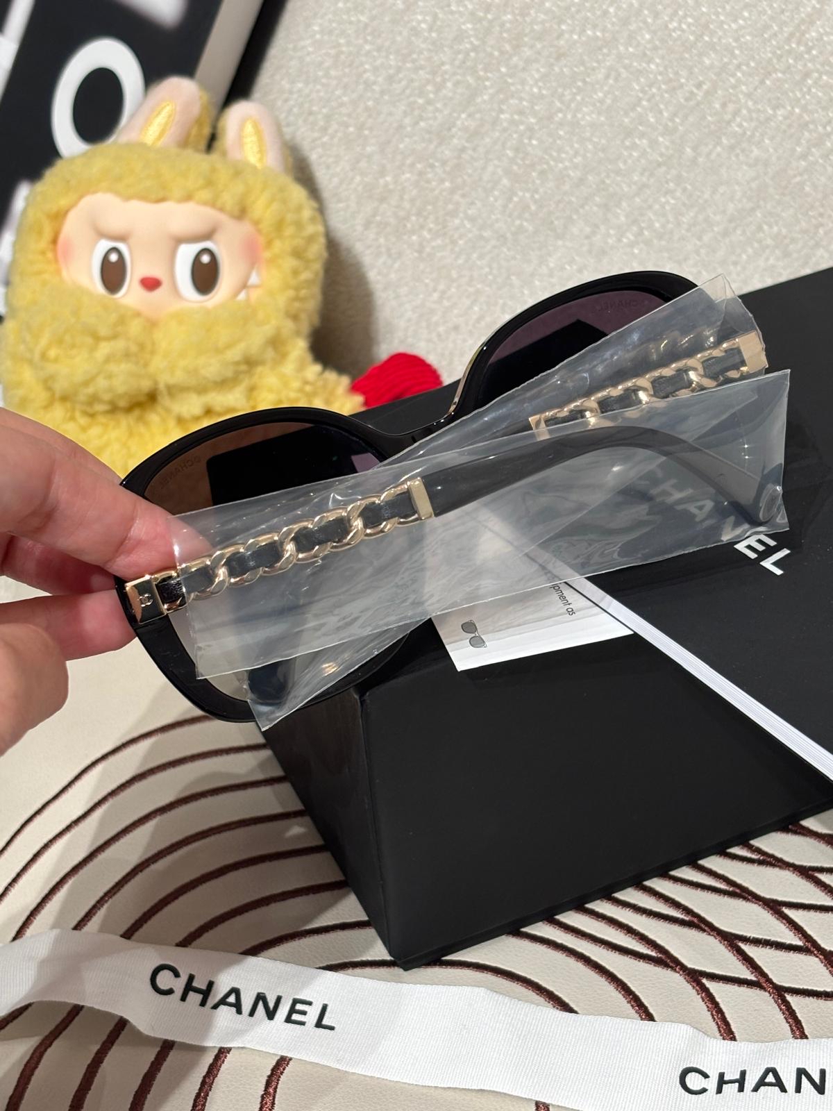 全新 Chanel SQUARE SUNGLASSES A71478 100%Authentic, 全新未使用品 ✅專門店收據✅眼鏡盒✅紙盒 