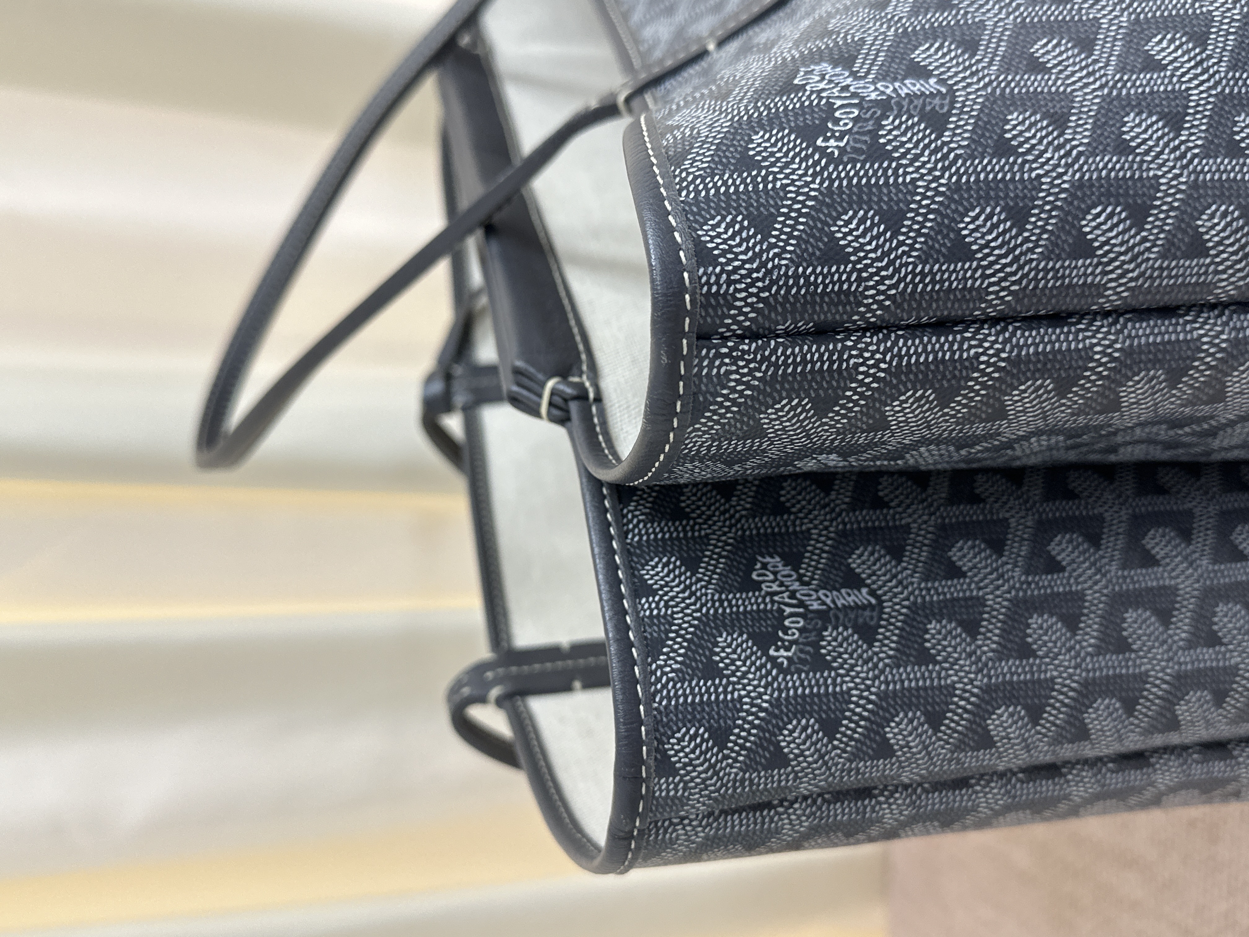 Pre-owned Goyard Isabelle PM Tote Bag/ Product Code: 26041511