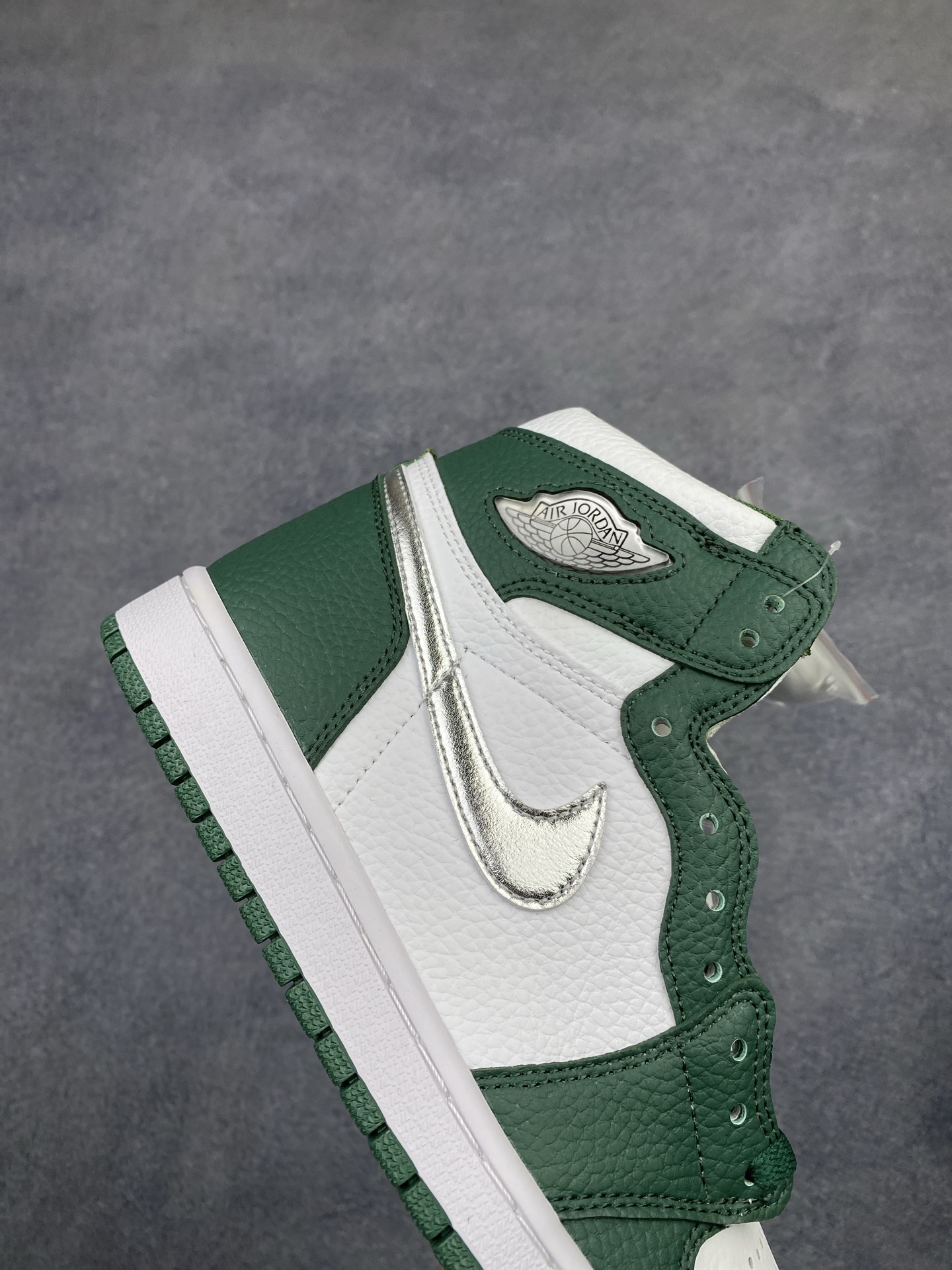 Nike Air Jordan 1 Retro High OG