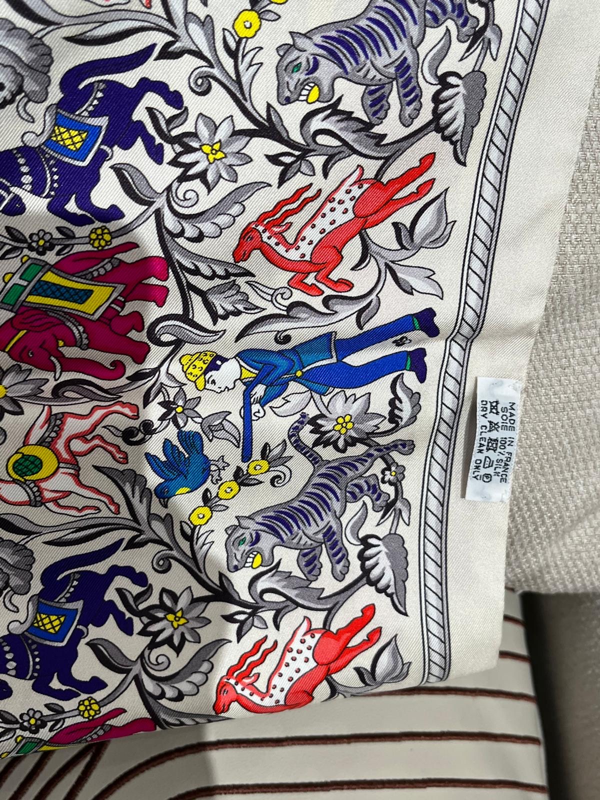 未使用品 Hermes maxi twilly  100%Authentic ,unused✅box 