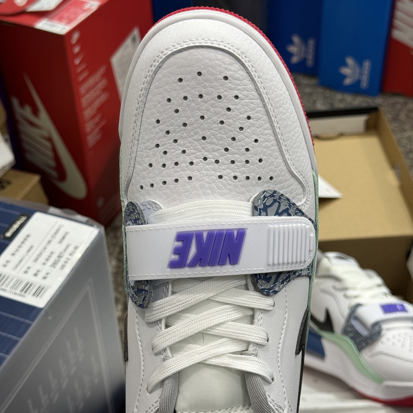 Air Jordan Legacy 312 Low GS 'Easter' DV9127-101