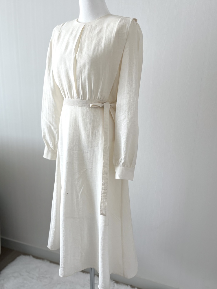 Pleated Yoke Detail Dress (Beige)