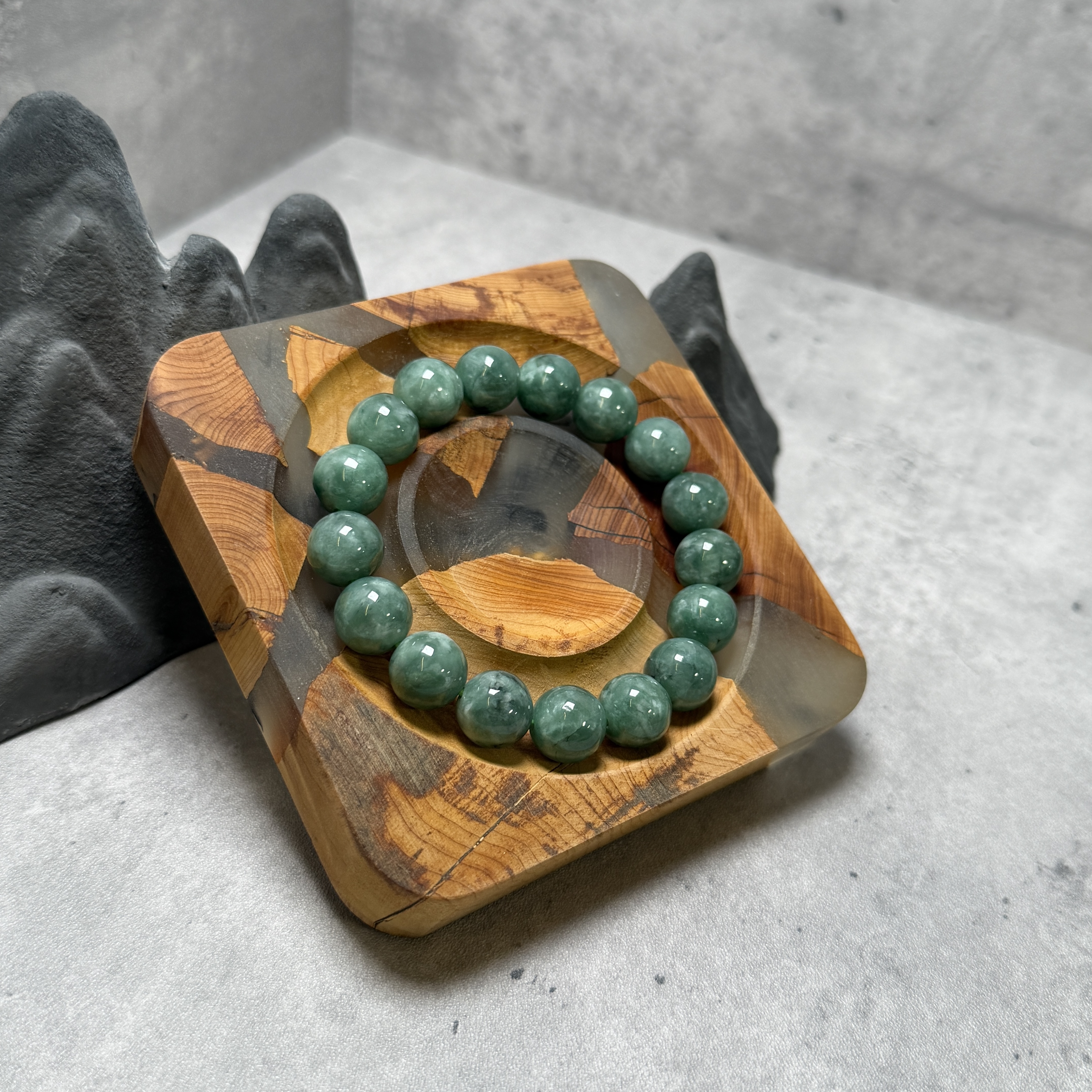 湖水綠油青種翡翠手串11.6mm