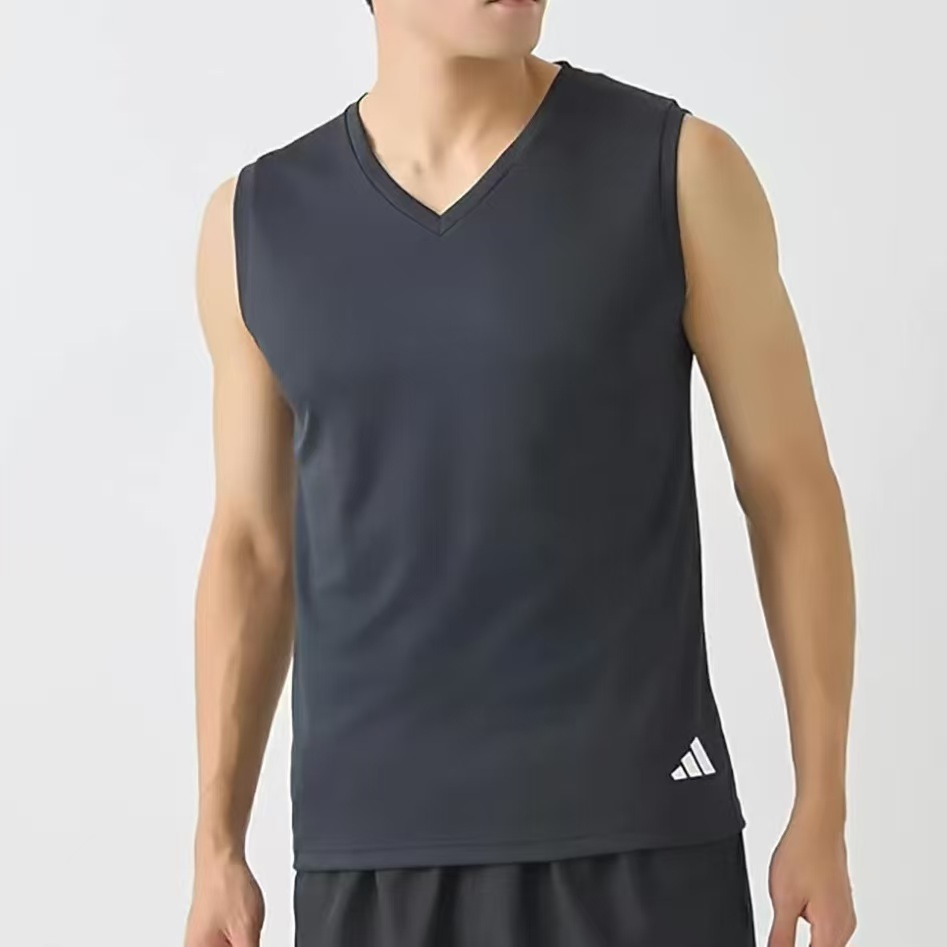 日本直送 Adidas 吸汗速乾無袖V領上衣 2 件裝