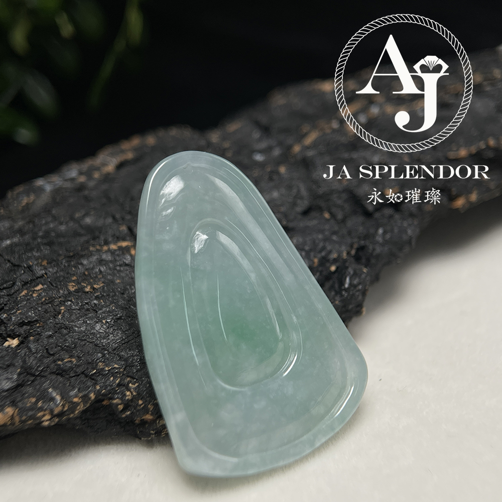 JN-172 天然翡翠A玉 冰潤晴綠納福聚運山水牌吊墜
