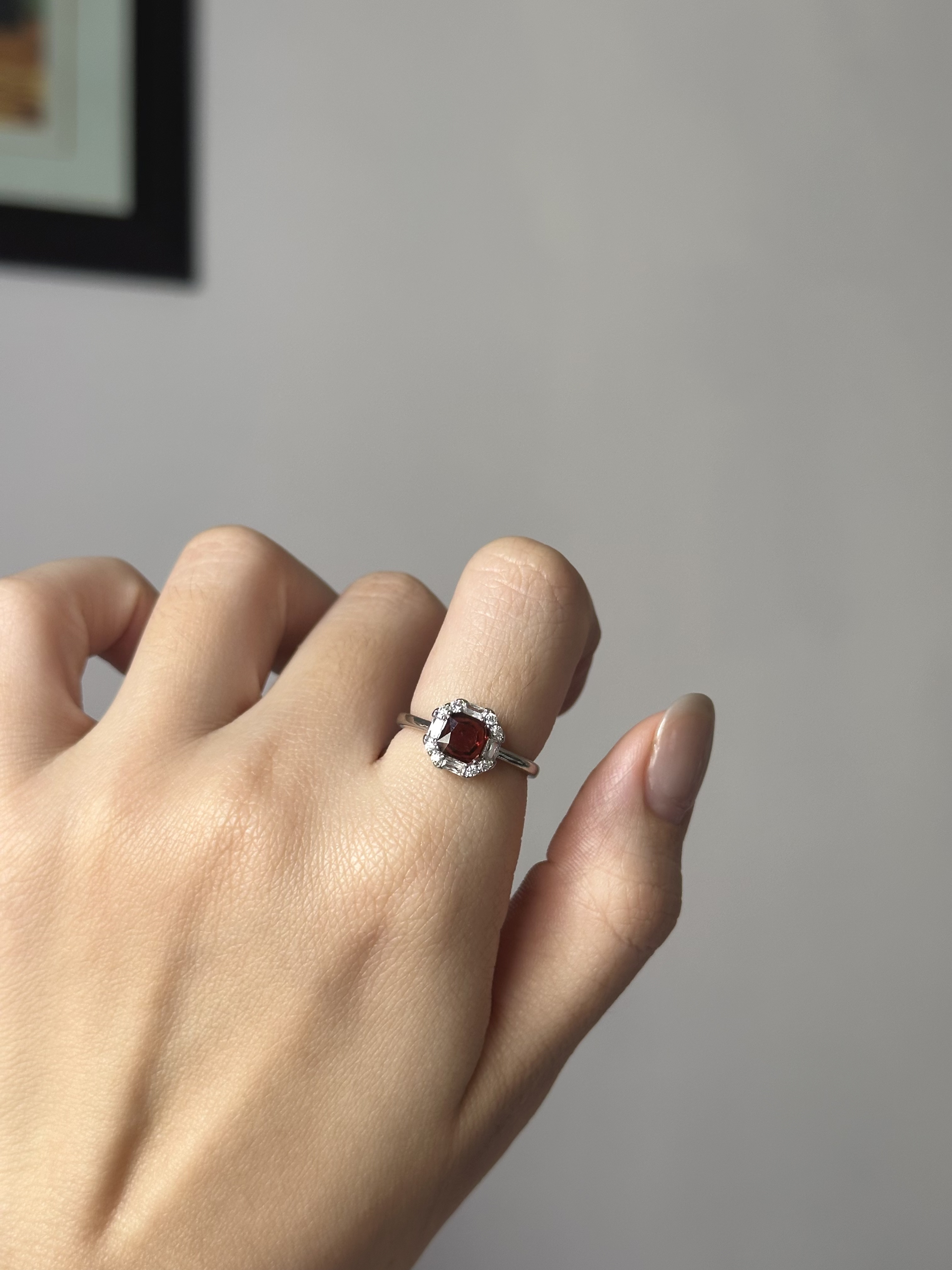 石榴石戒指 | Garnet Ring 