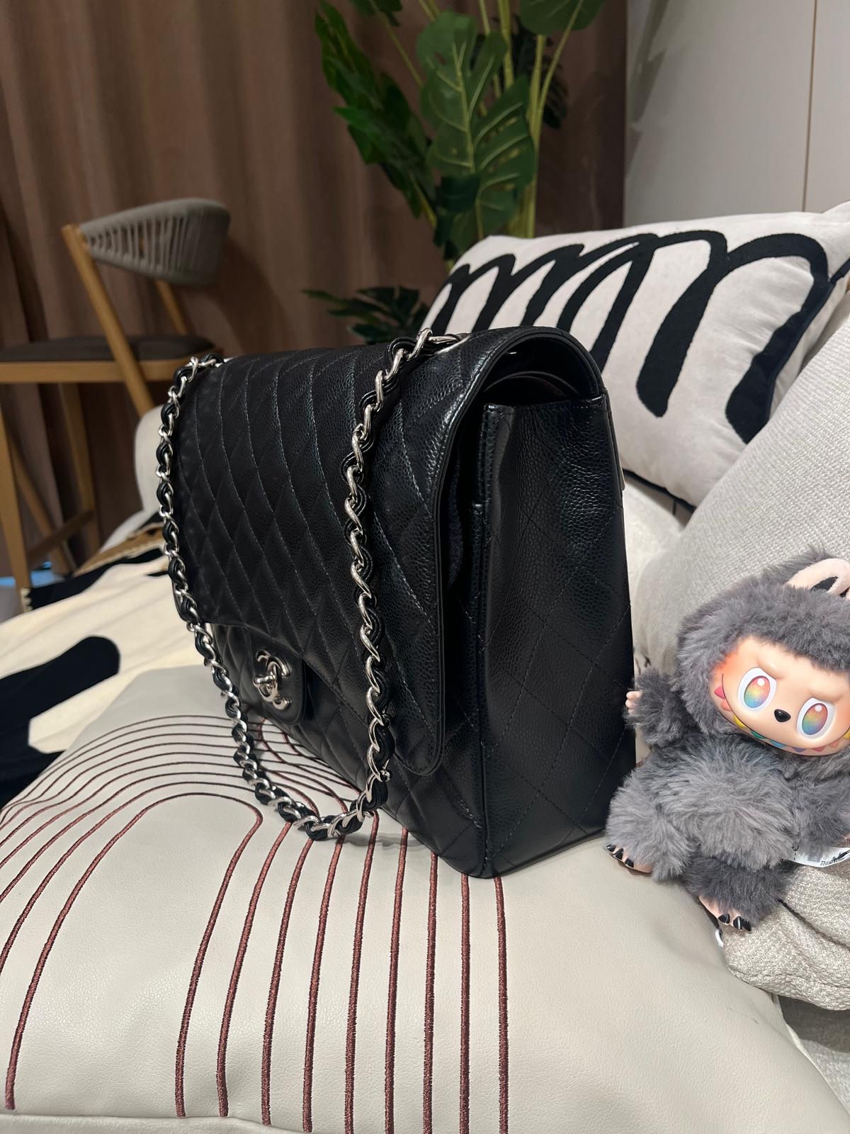 Chanel maxi jumbo A58601 黑色荔枝牛皮 100%Authentic ,98%new 閑置品 ✅card✅購買證書✅dust bag✅box ✨專門店售價$ 93900✨ 