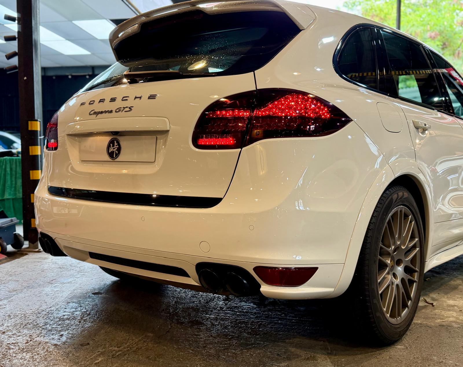 Porsche Cayenne GTS 2012