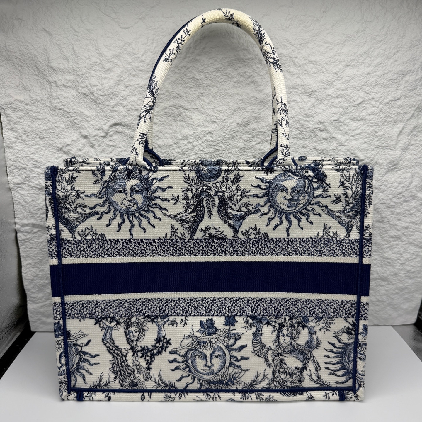 Pre-Owned DIOR Book Tote / Product Code : 26040803