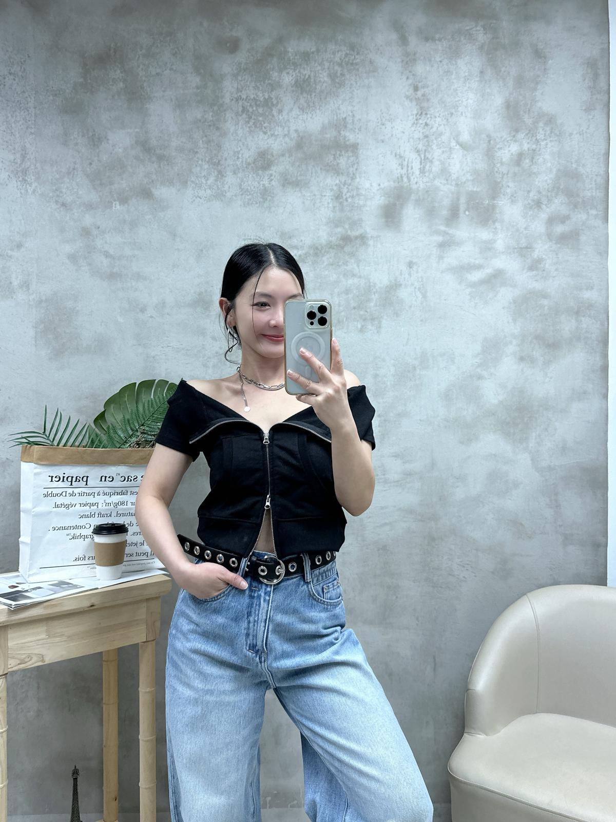 Q07 反領雙拉鍊Top