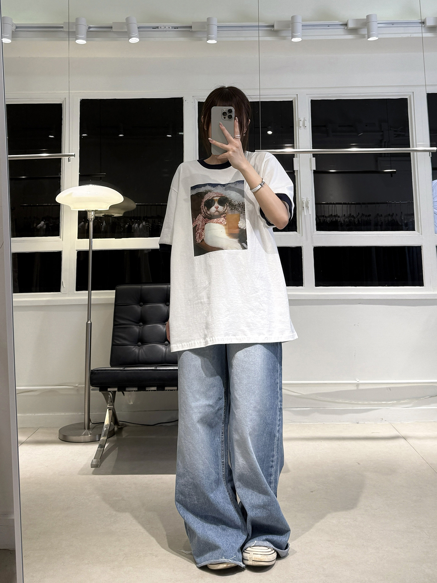 𝐂𝐨𝐧𝐭𝐫𝐚𝐬𝐭 𝐜𝐚𝐭 𝐩𝐫𝐢𝐧𝐭 𝐭-𝐬𝐡𝐢𝐫𝐭