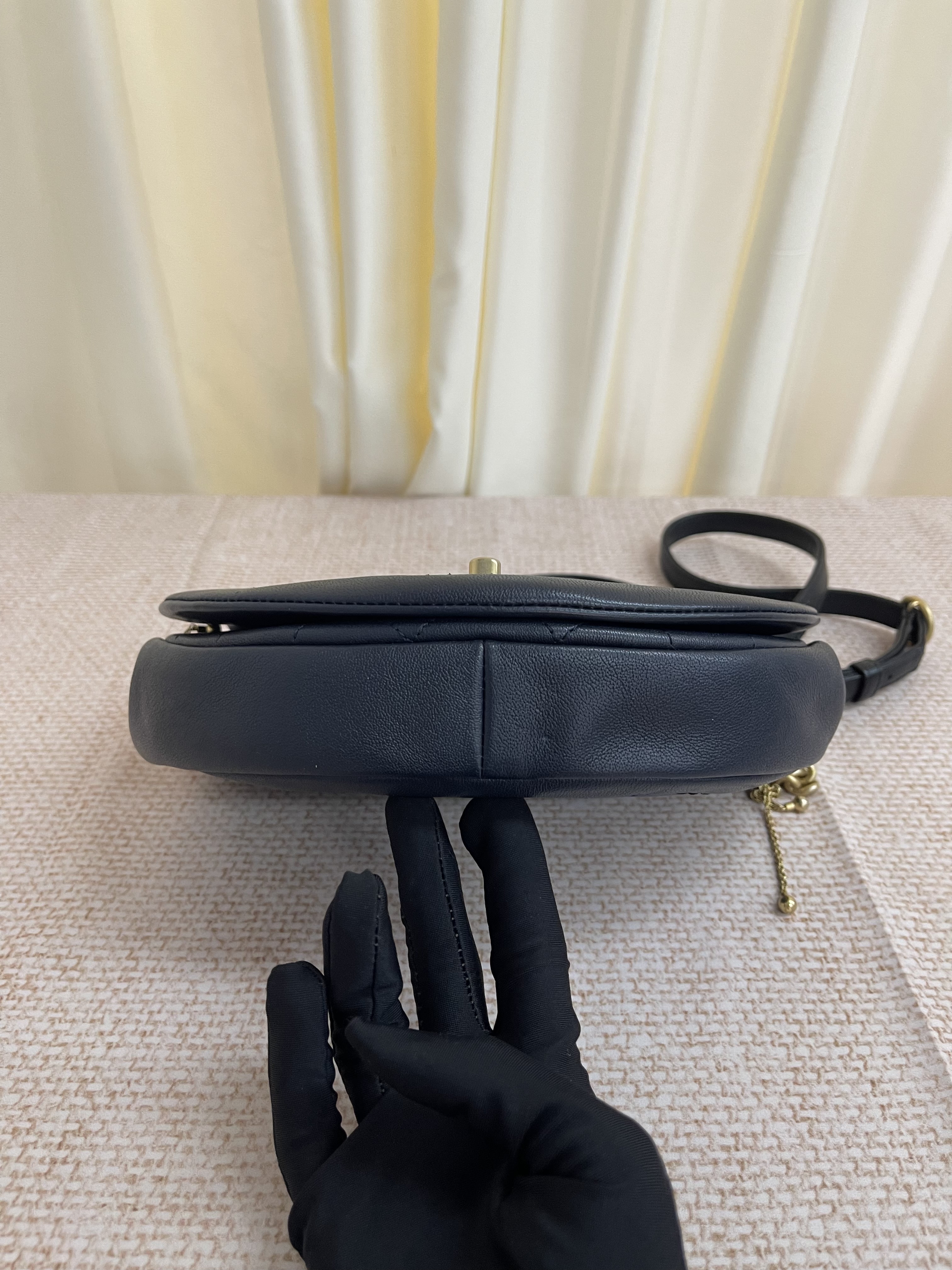 Pre-owned Chanel shoulder bag / Product Code: 26020402