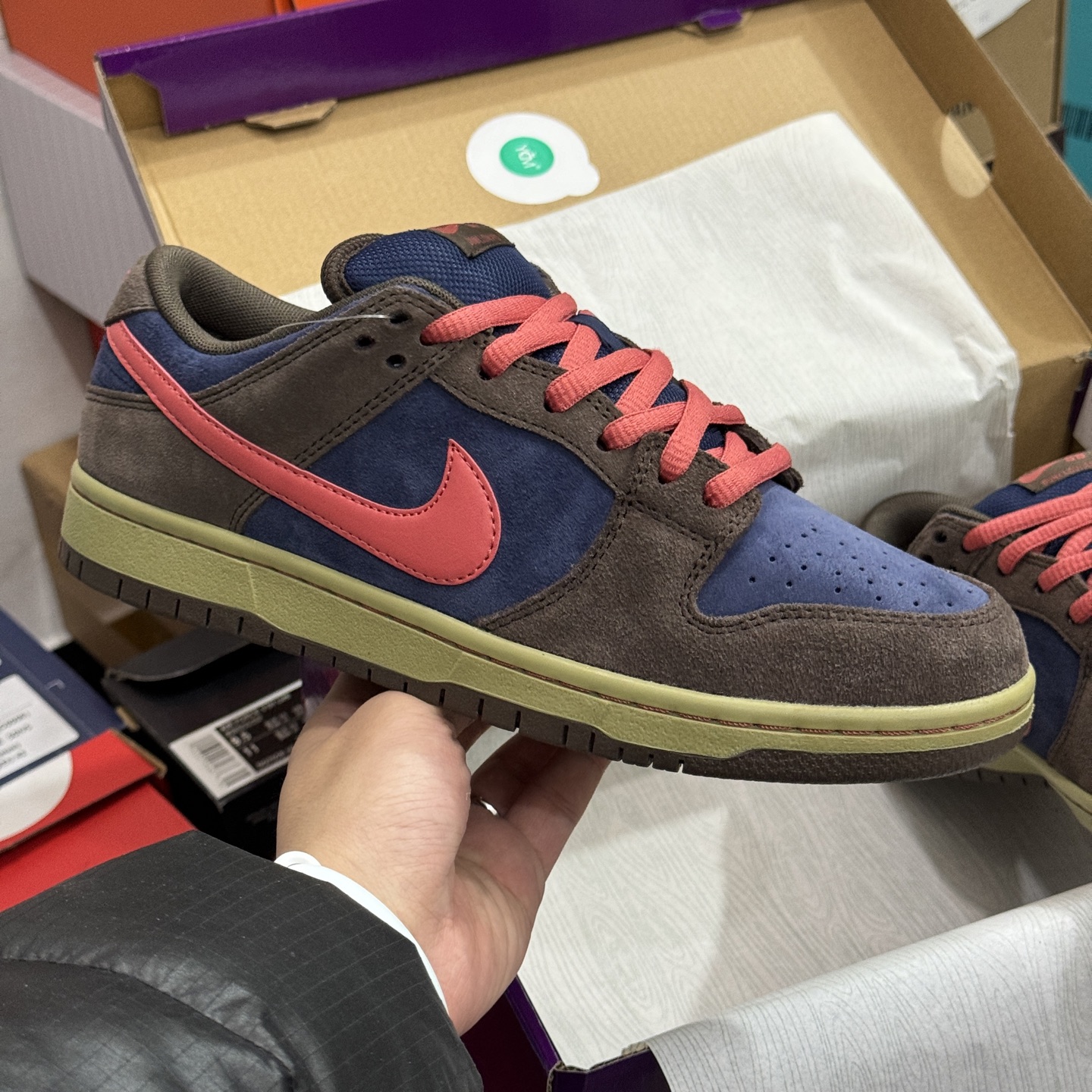 Nike SB Dunk Low Pro "Baroque Brown"  HQ1625-200