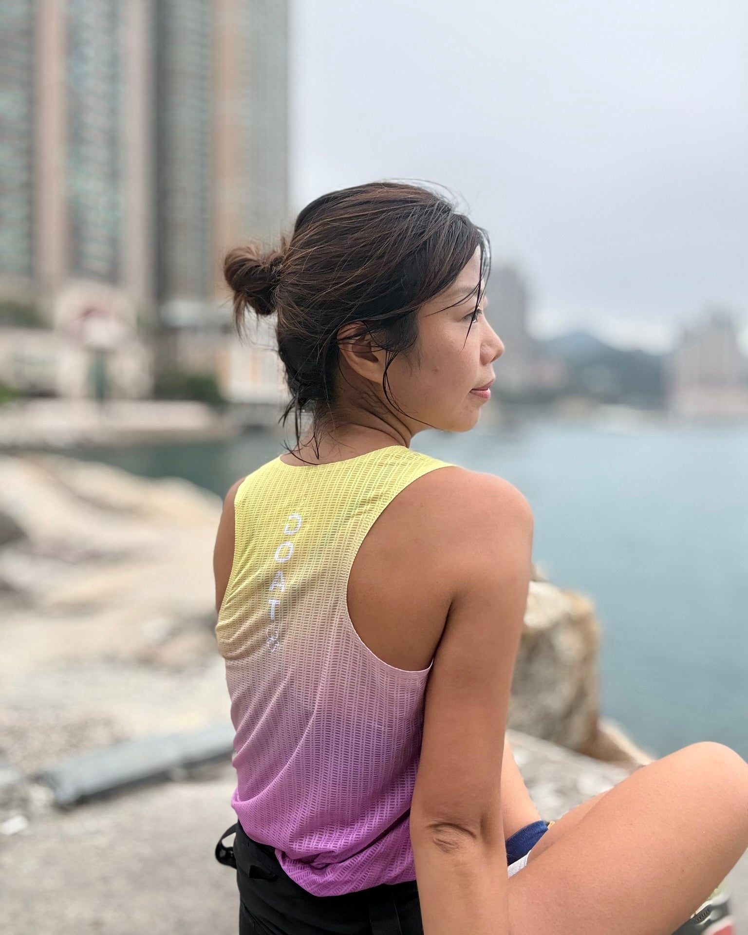 Women's Seamless Singlet - Peach Sand