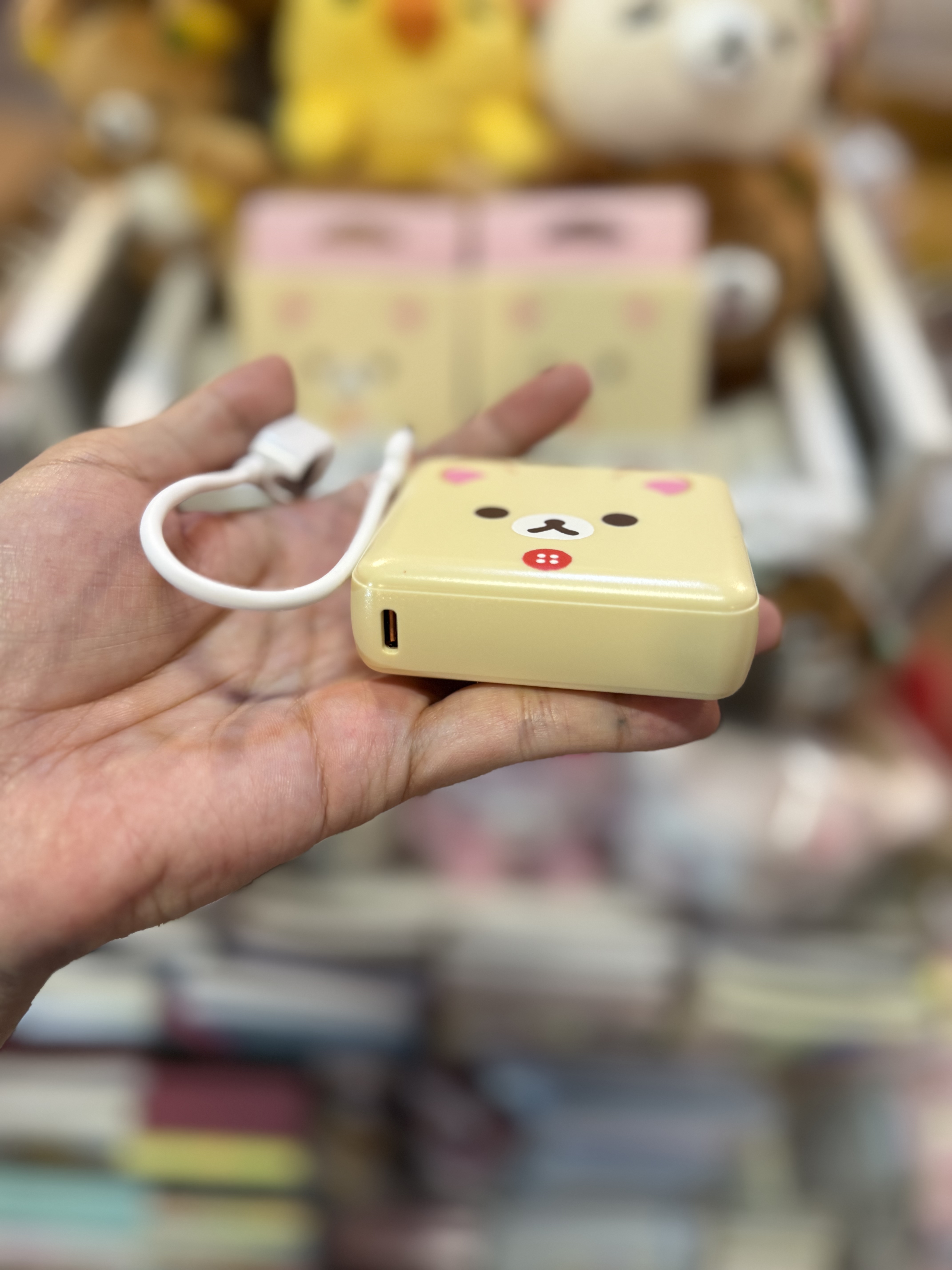 《現貨》全新韓國限定 小白熊款外置充電器。10000mAh