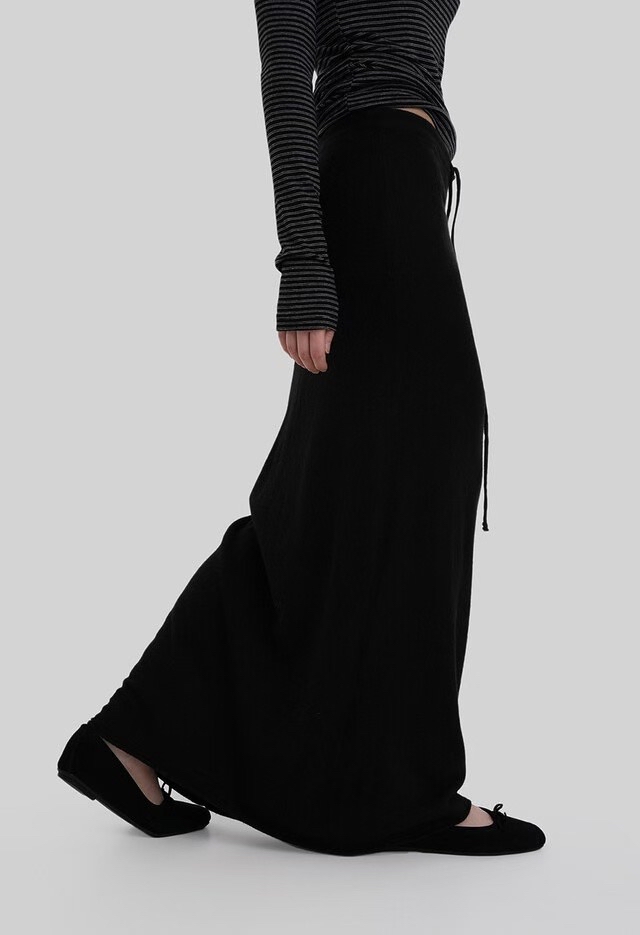 [𝙥𝙧𝙚-𝙤𝙧𝙙𝙚𝙧]日常舒適針織半身長裙(兩色入)