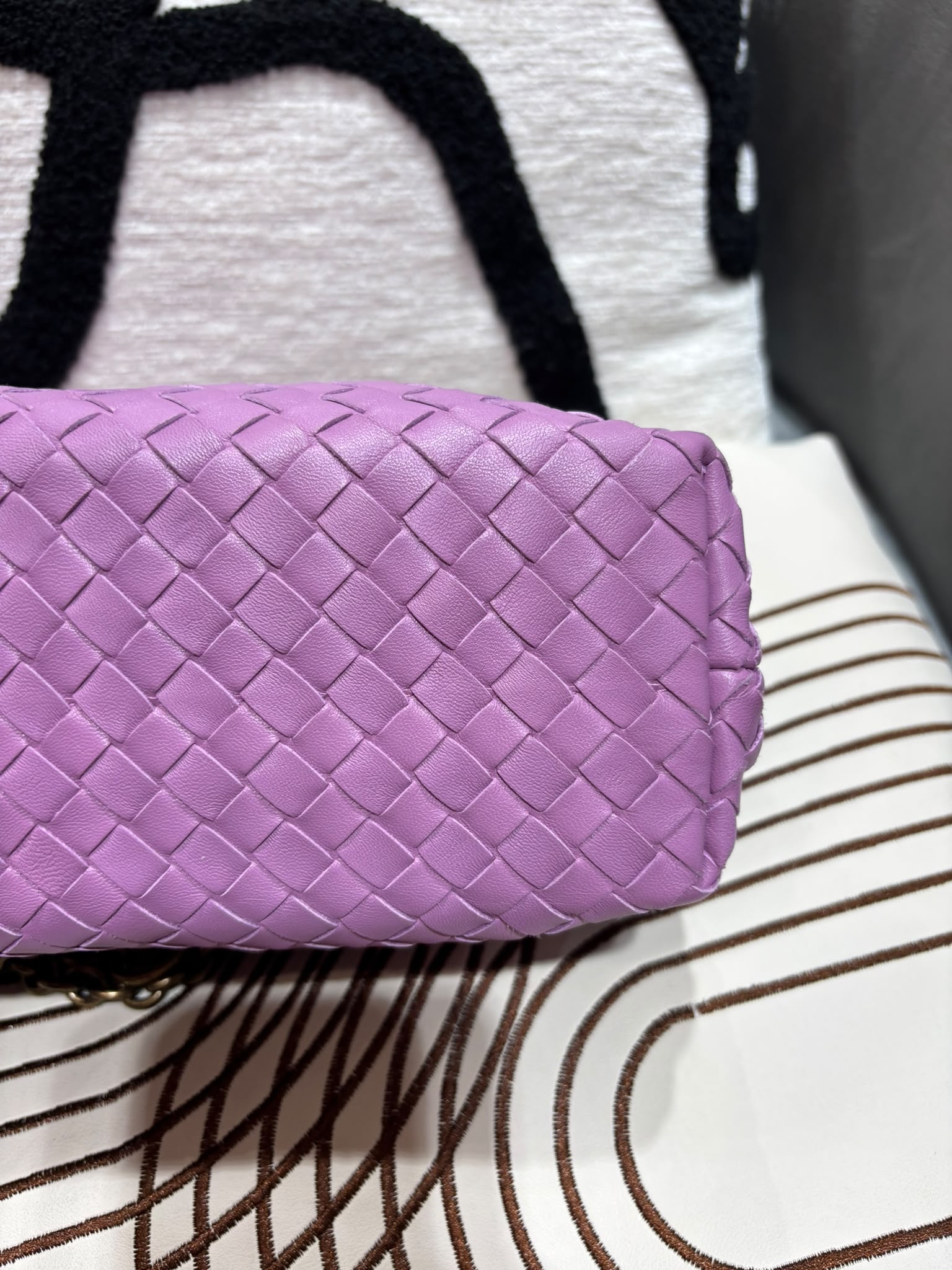 Bottega Veneta BV Pinkish Purple Lambskin Intrecciato Olimpia Shoulder Bag  100%Authentic, 98%New ✅Dust bag