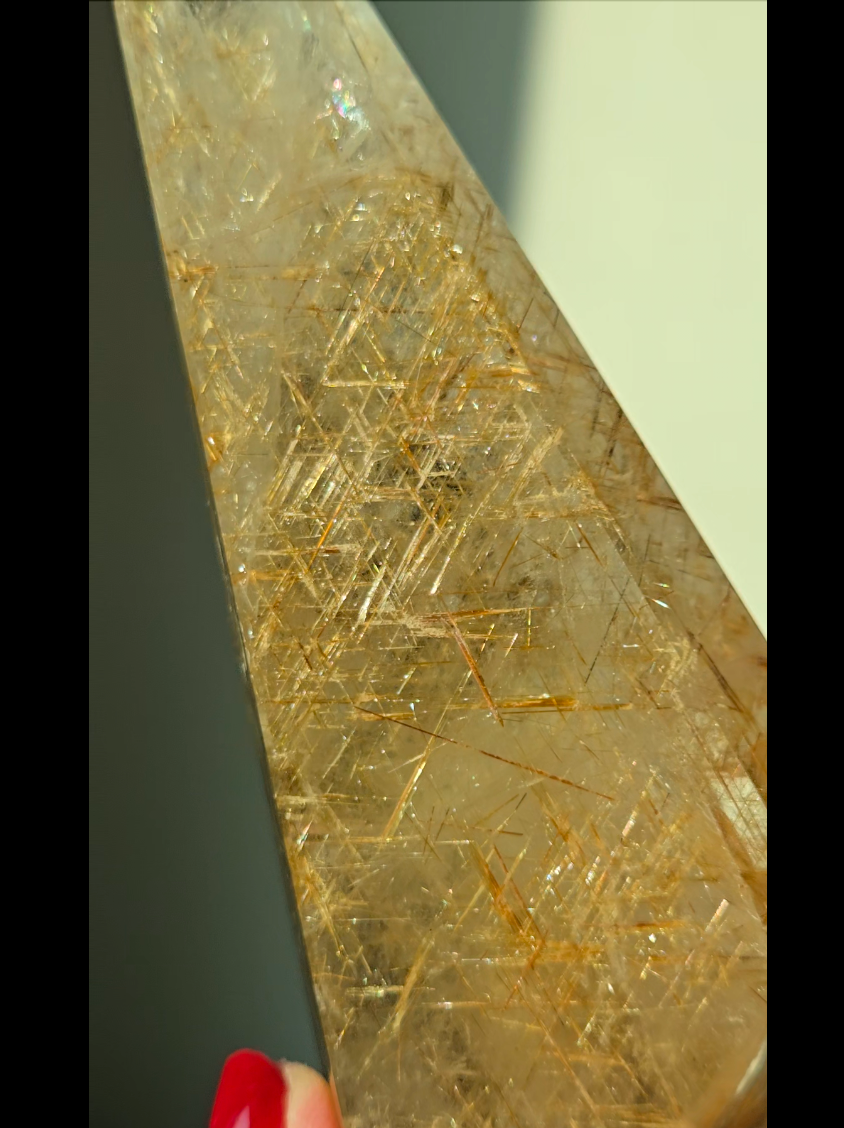 Sagenite golden lattice rutilated quartz point - RT1472