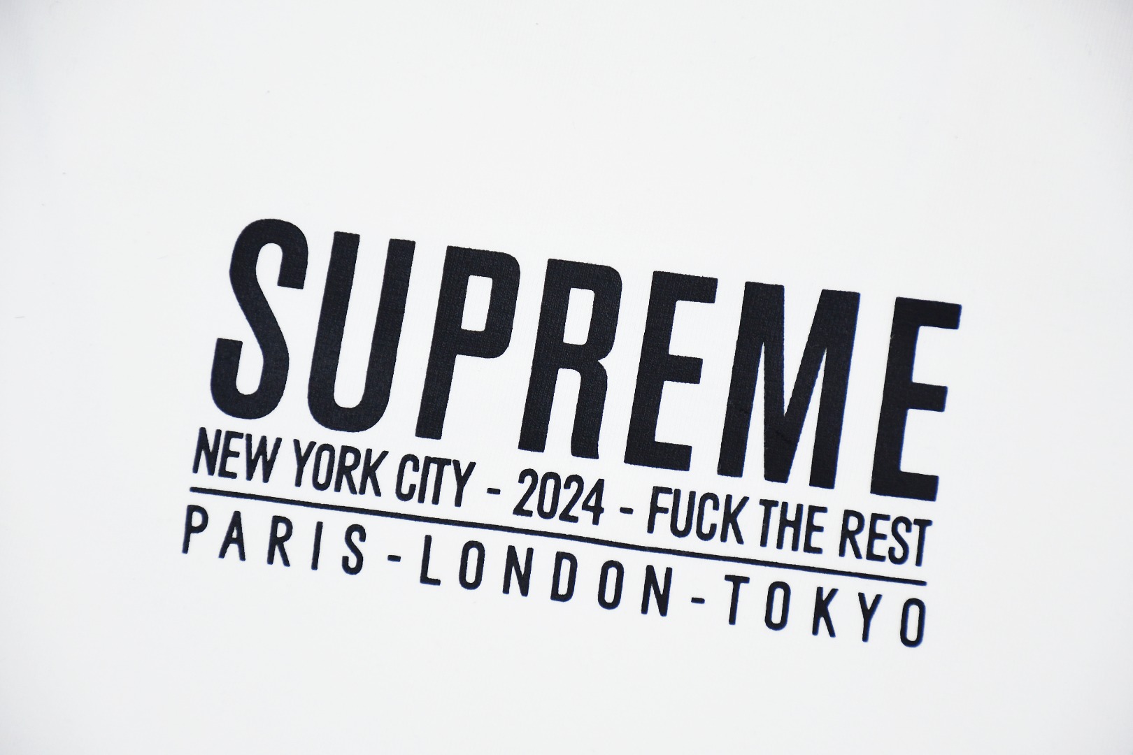 Supreme Paris Tee