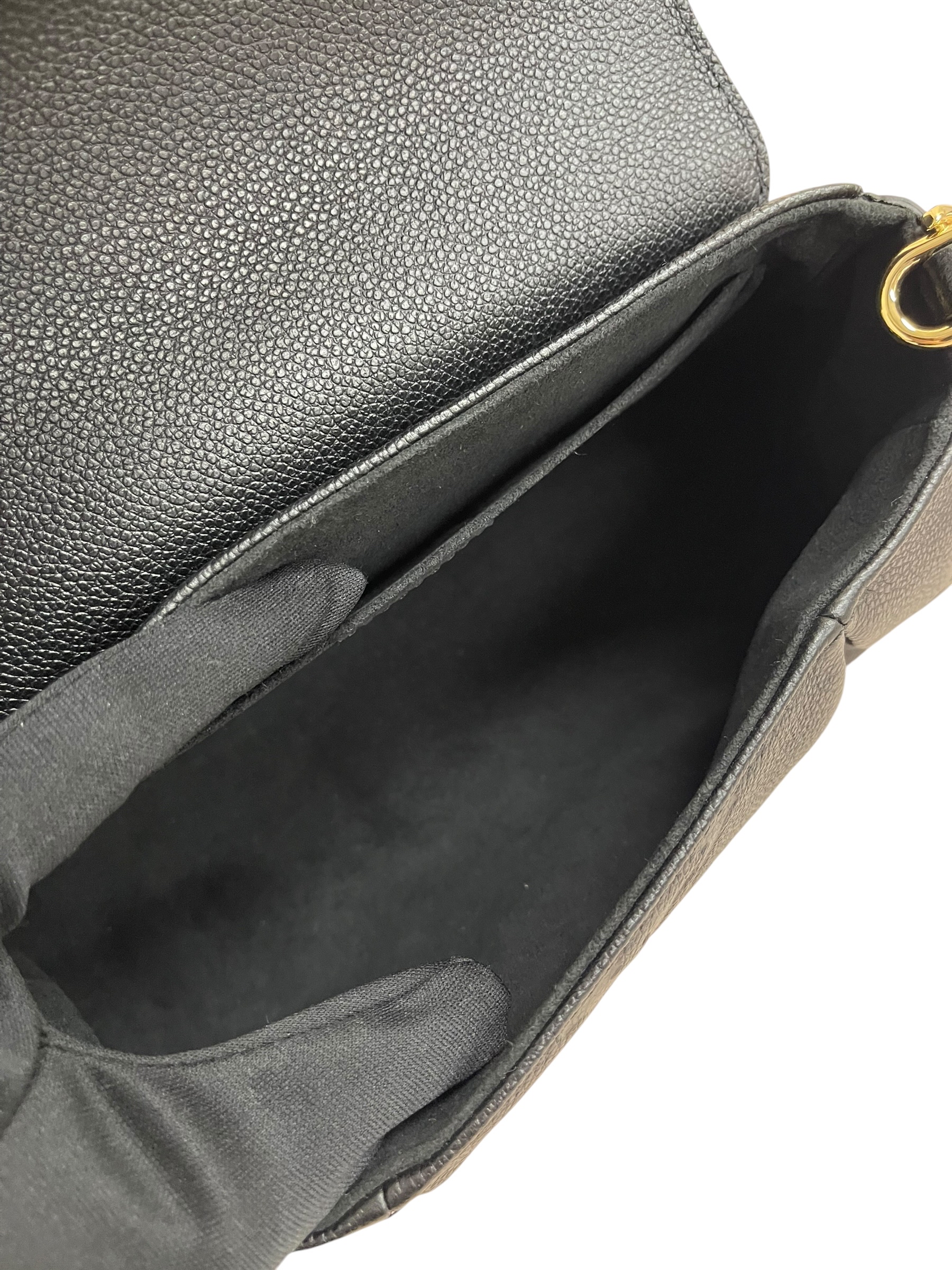 Pre-owned Louis Vuitton Favorite Monogram/ Product Code: 26060805