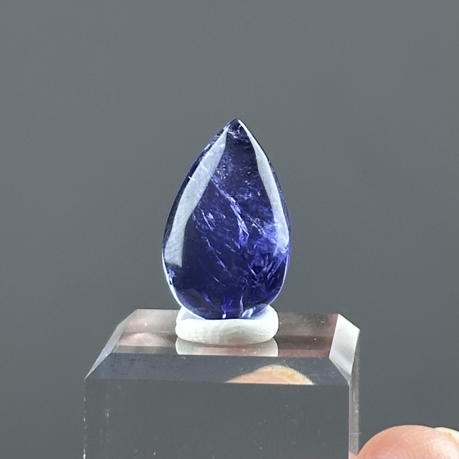 坦桑石 - Tanzanite | TA015