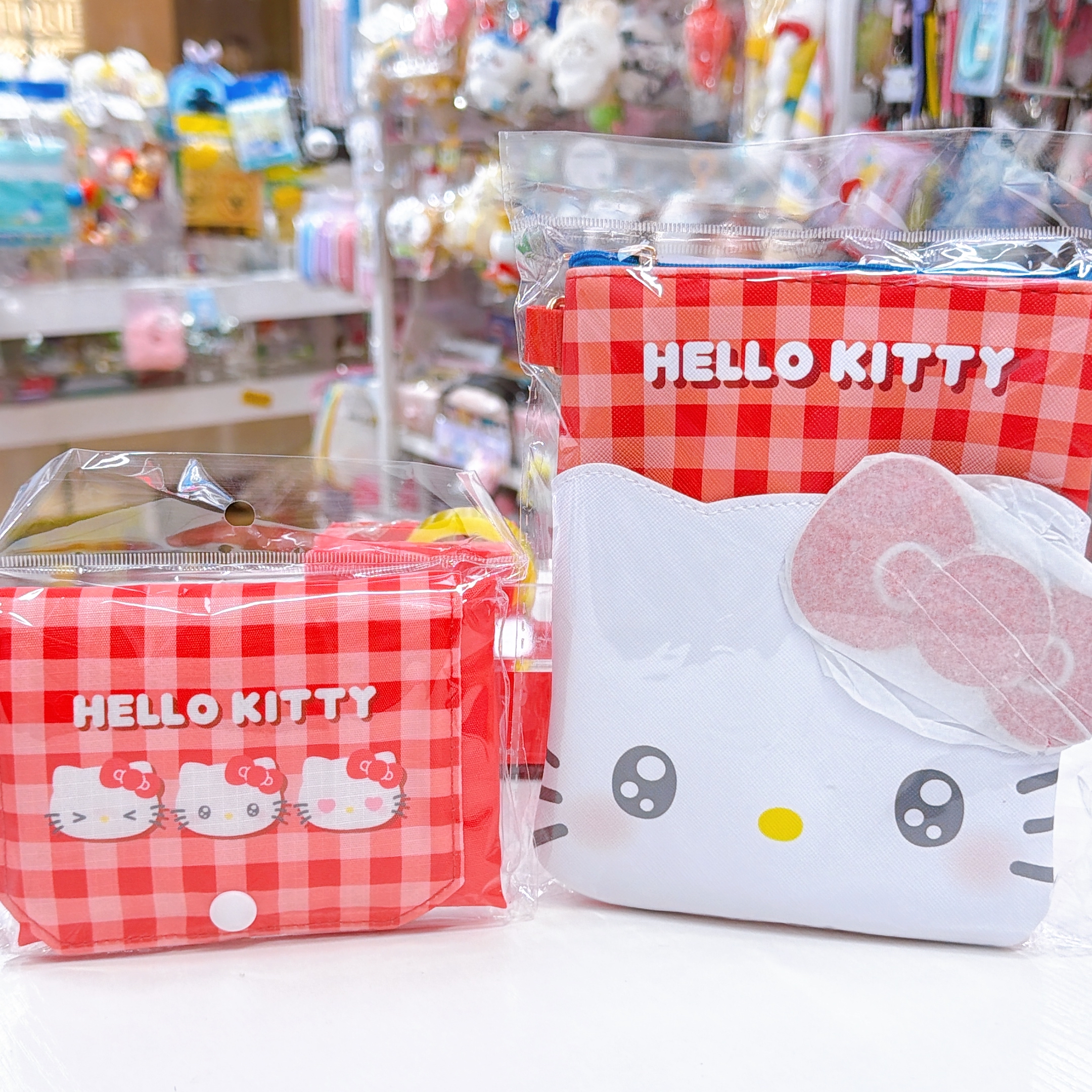日本直送Hello Kitty新款心心眼系列