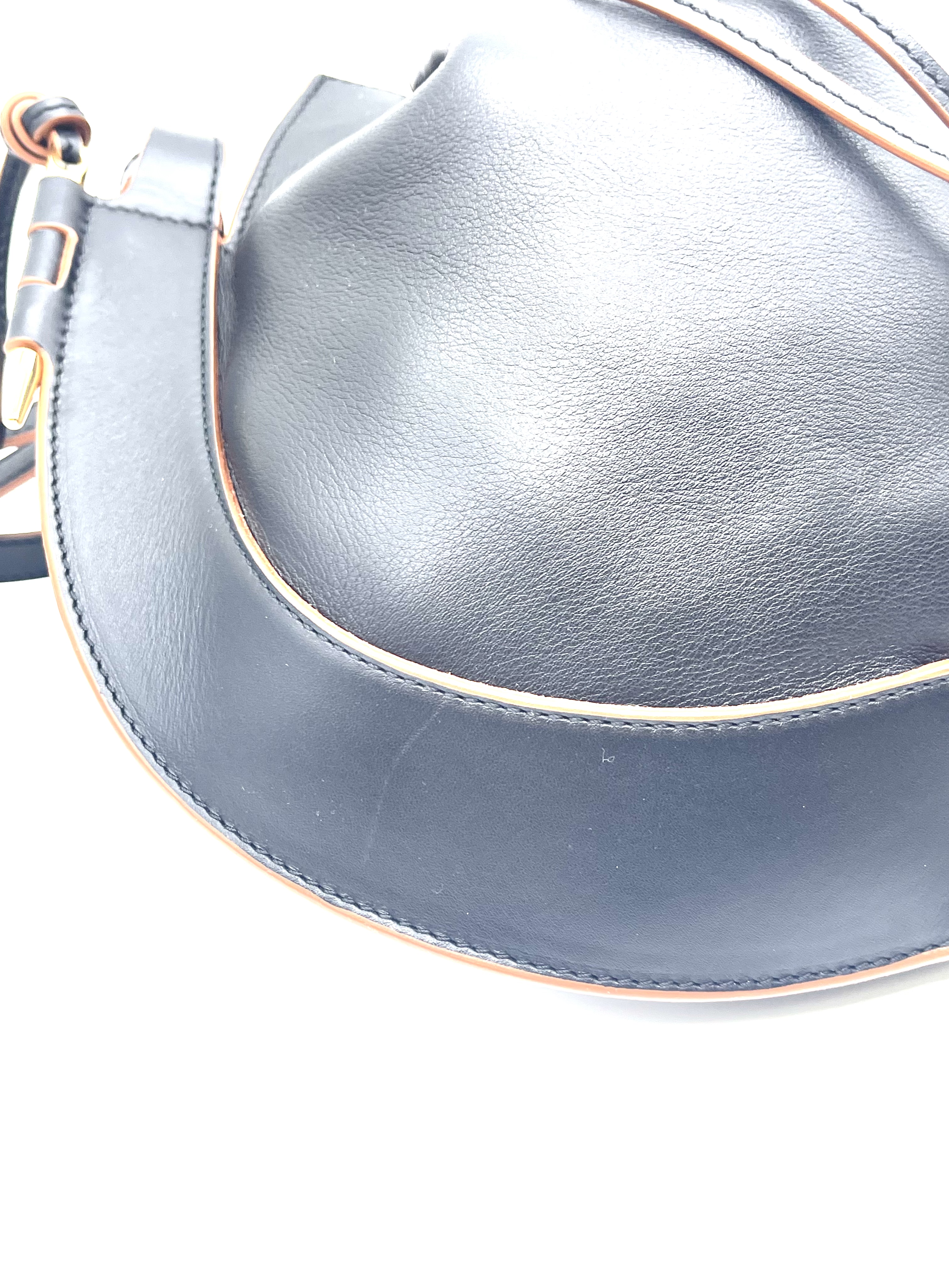 Pre-owned LOEWE Horseshoe / Product Code: 26032701