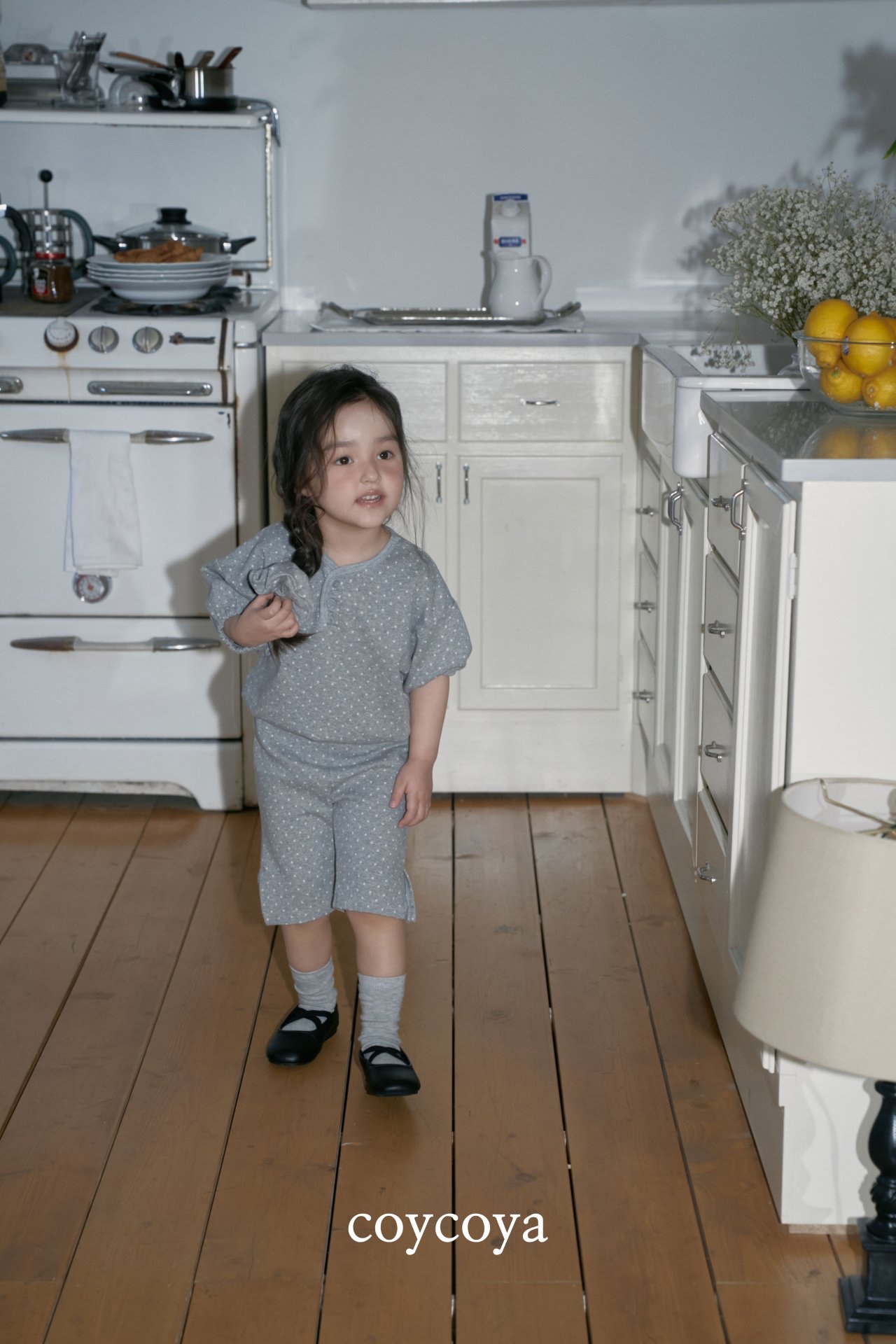 🌸預訂 韓國直送🌸🇰🇷COYCOYA兩色波點鈕扣短袖上衣