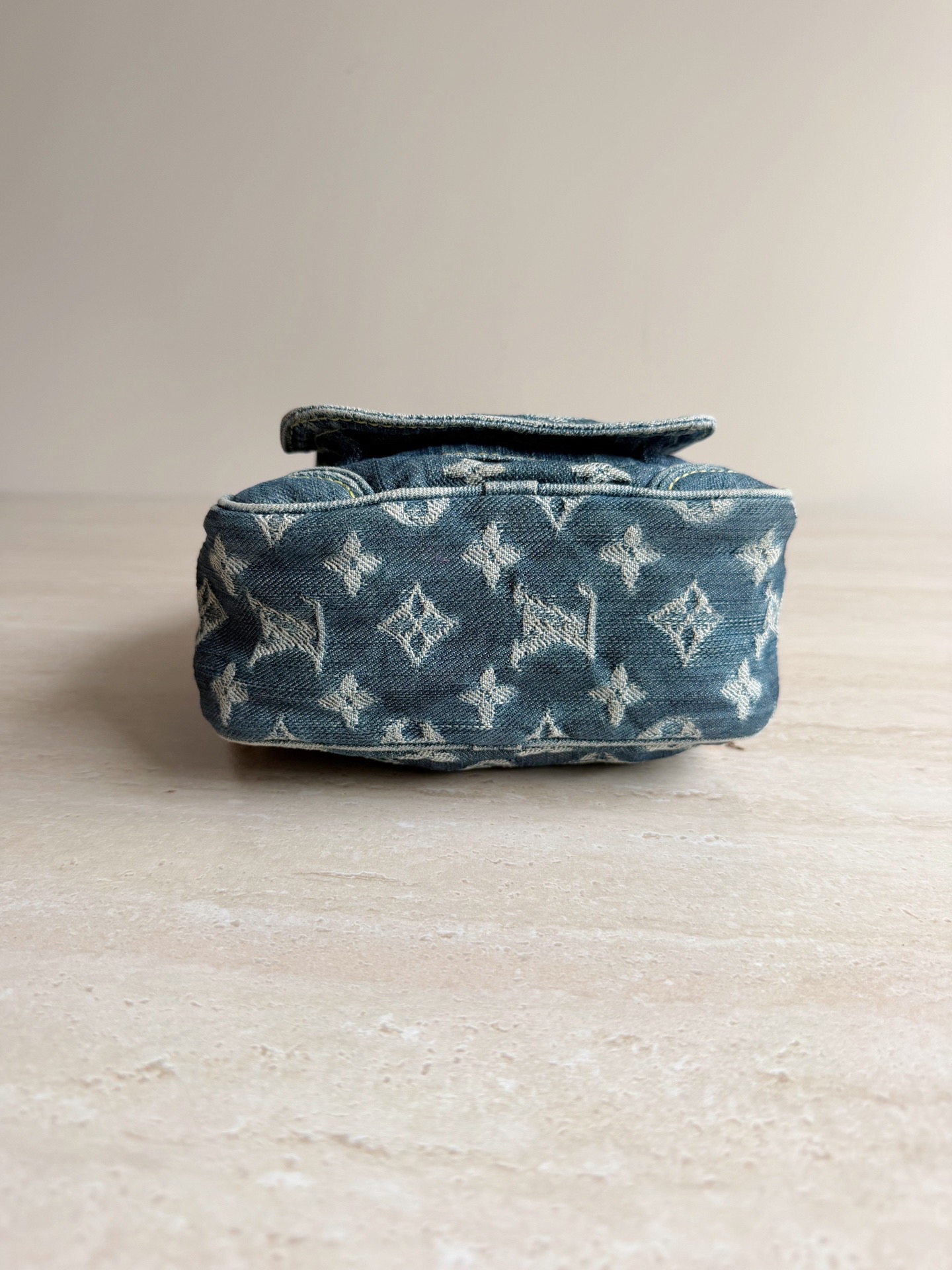 【預訂貨品】LV丹寧牛仔藍老花相機包