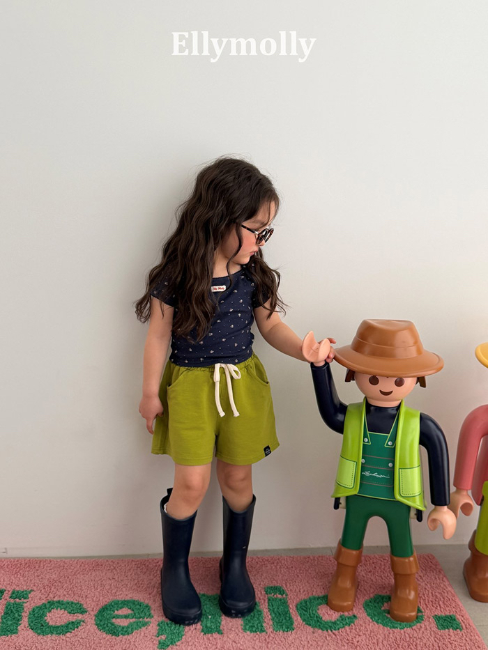 🇰🇷Ellymolly tee