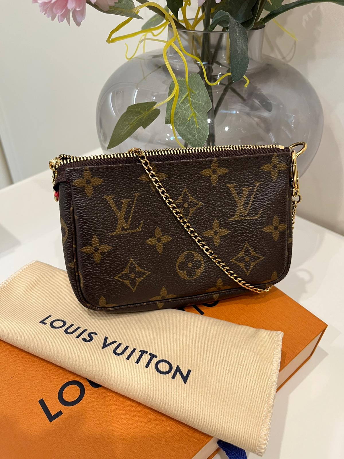 未使用品 LV Mini Pochette Limited Edition 100%Authentic, Unused 未使用品 ✅Dust bag ✅Box