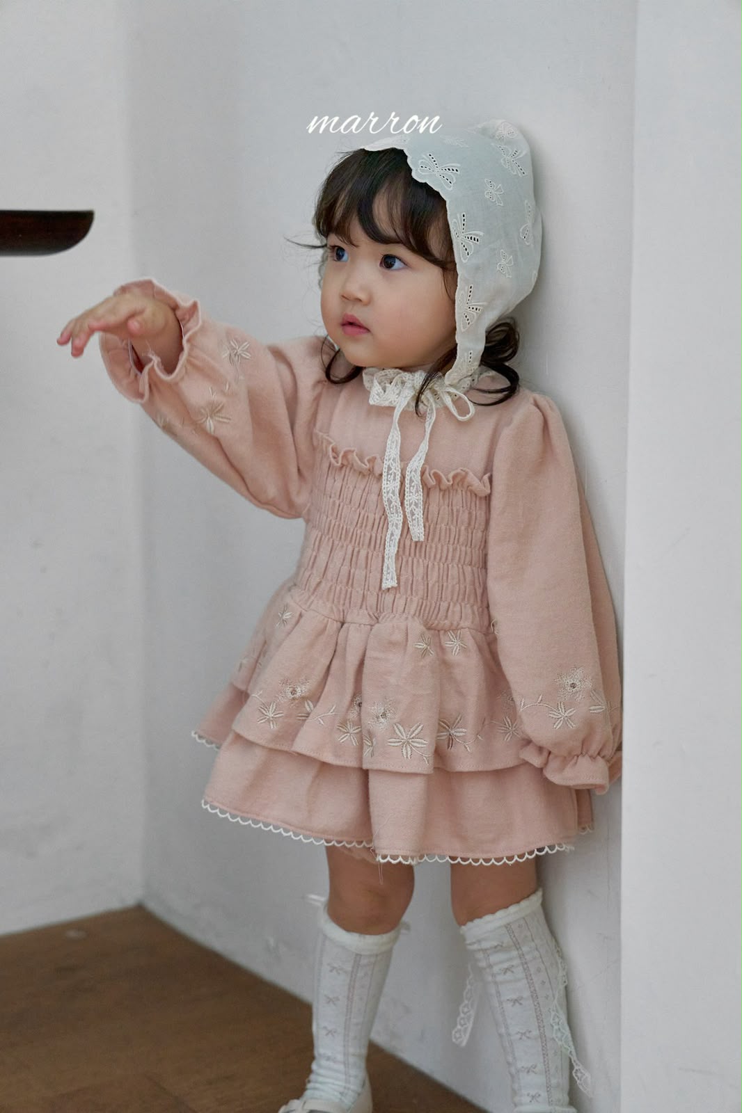 AW6132 Suit