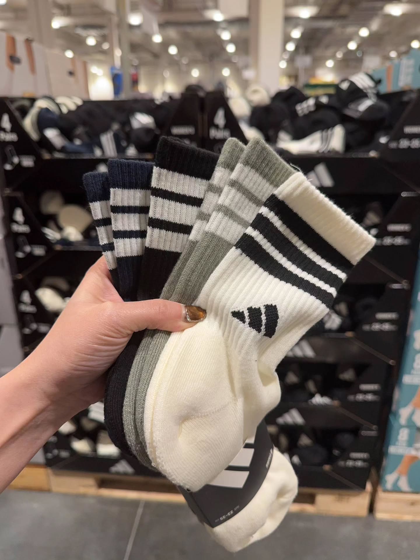 🇯🇵Adidas 女款4对袜子