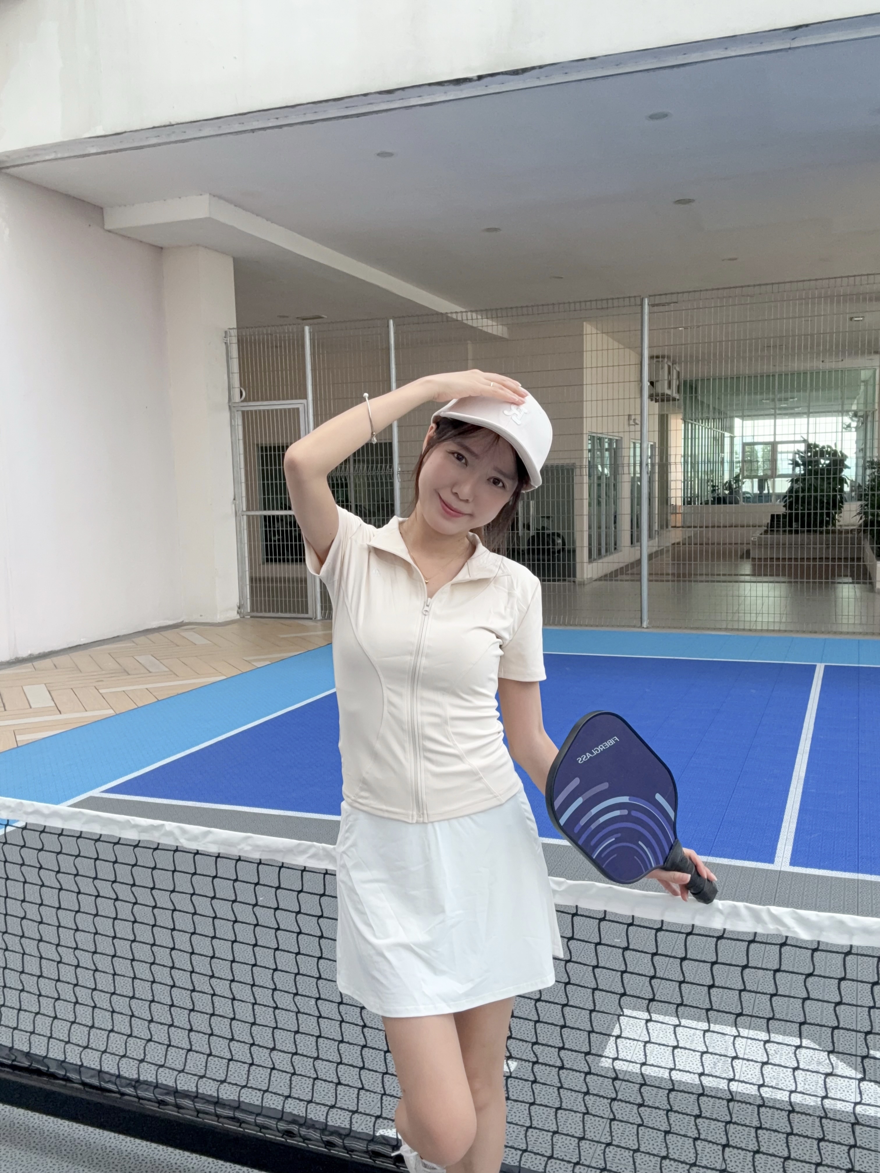 Lululemon运动风拉链修身短袖上衣 R3010