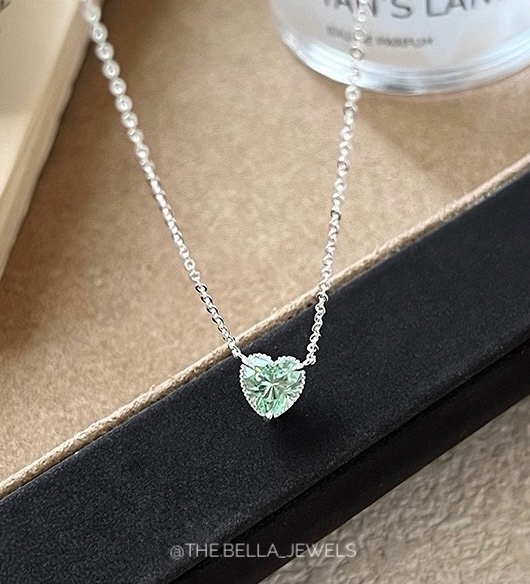 小绿爱心项链