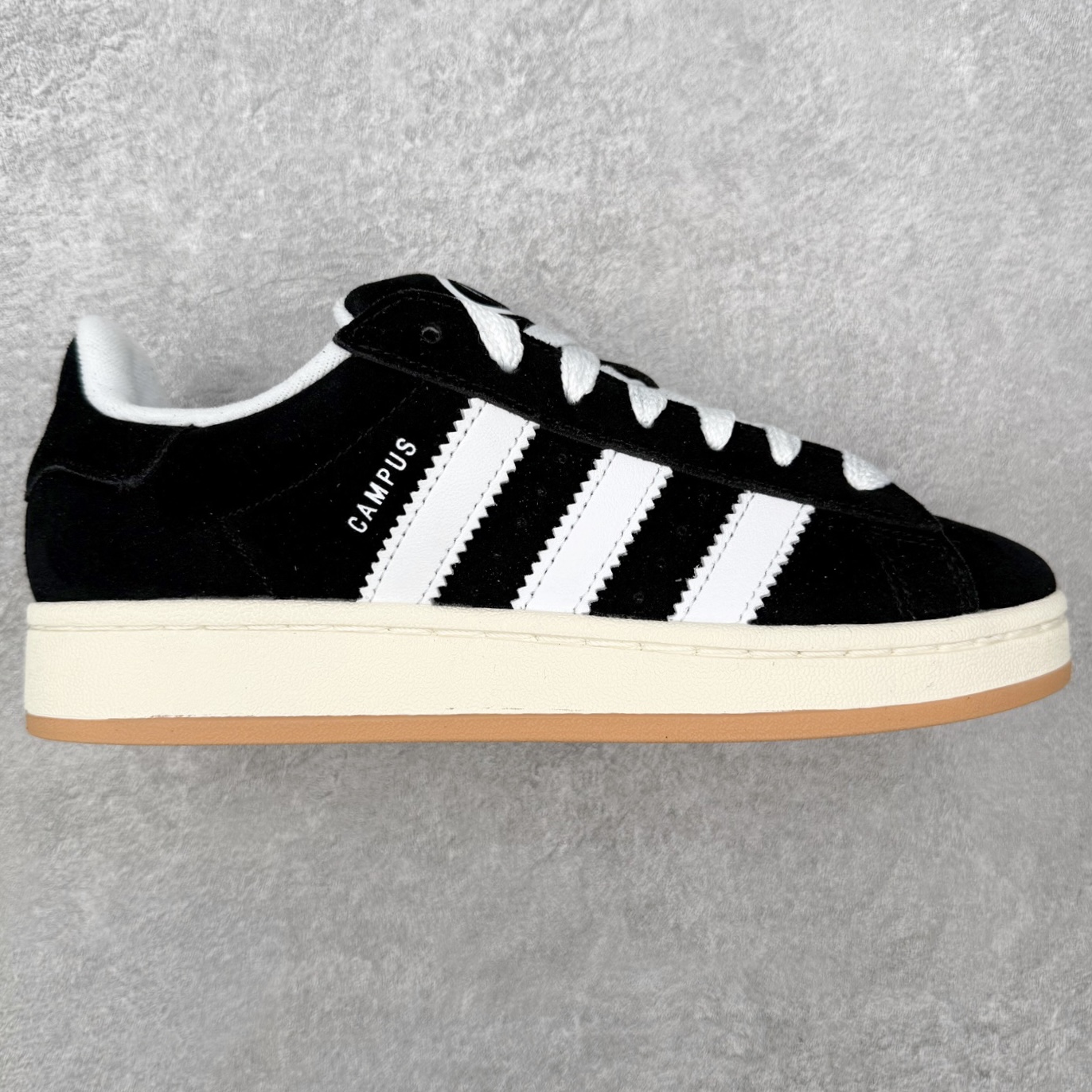 Adidas Campus 00s