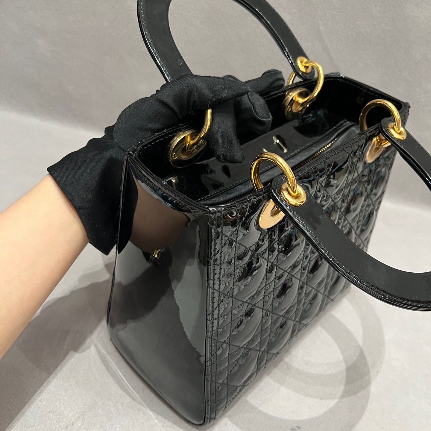 【預訂貨品】Dior Lady Dior漆皮黑金五格戴妃包