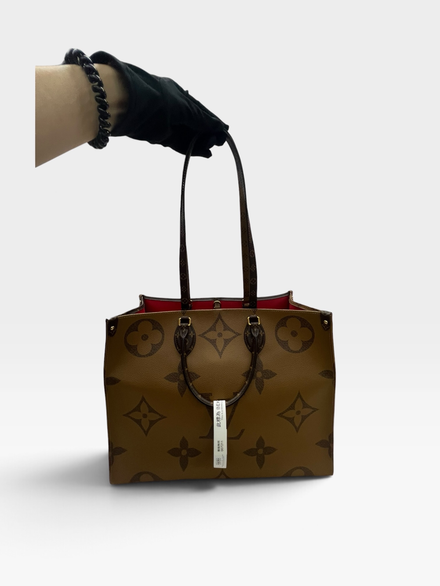 Pre-Owned Louis Vuitton OnTheGo Giant Monogram Reverse Tote Bag/Product Code: 102302