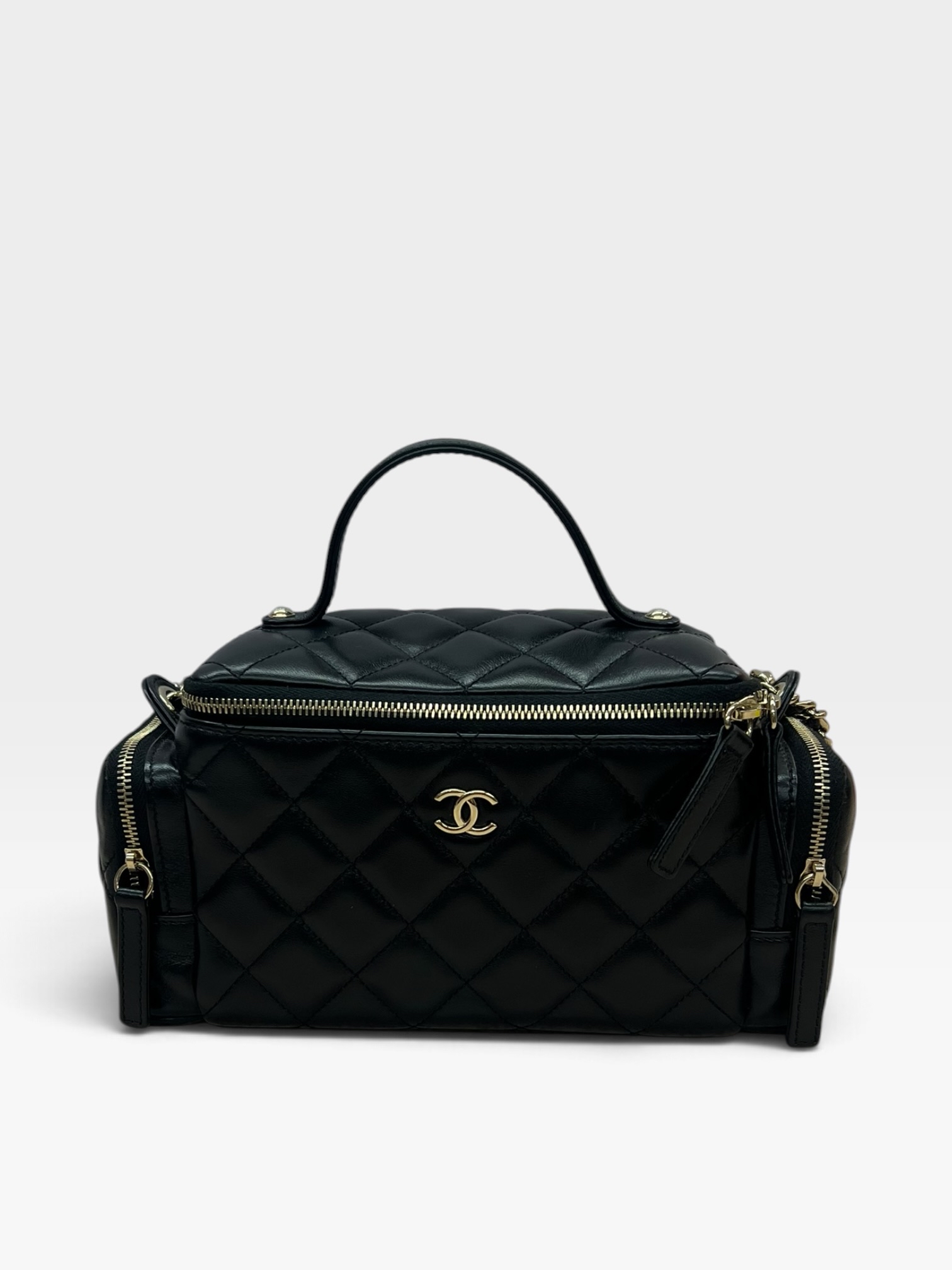 Pre-Owned Chanel Multi Pocket Vanity Case/Product Code: 102301