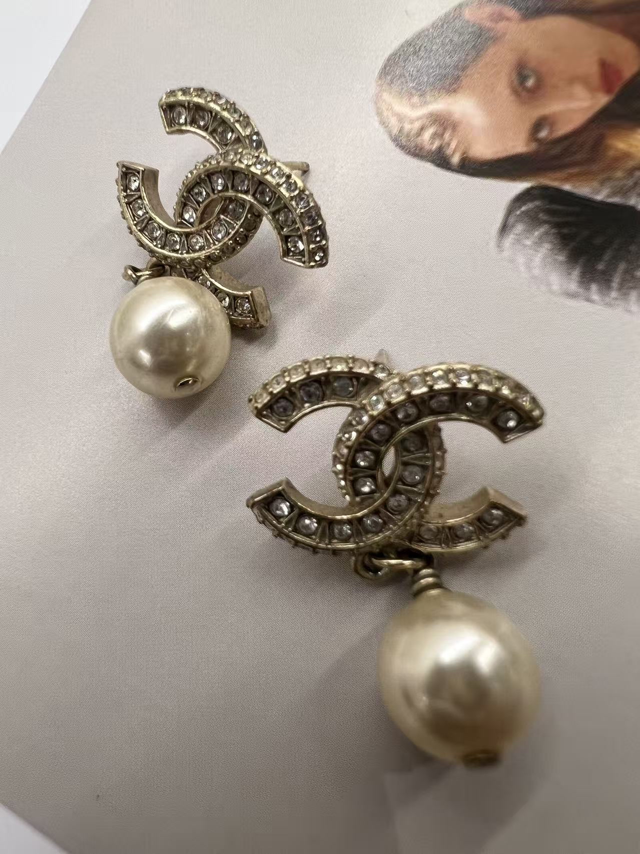 Chanel Gold Pearl Earrings