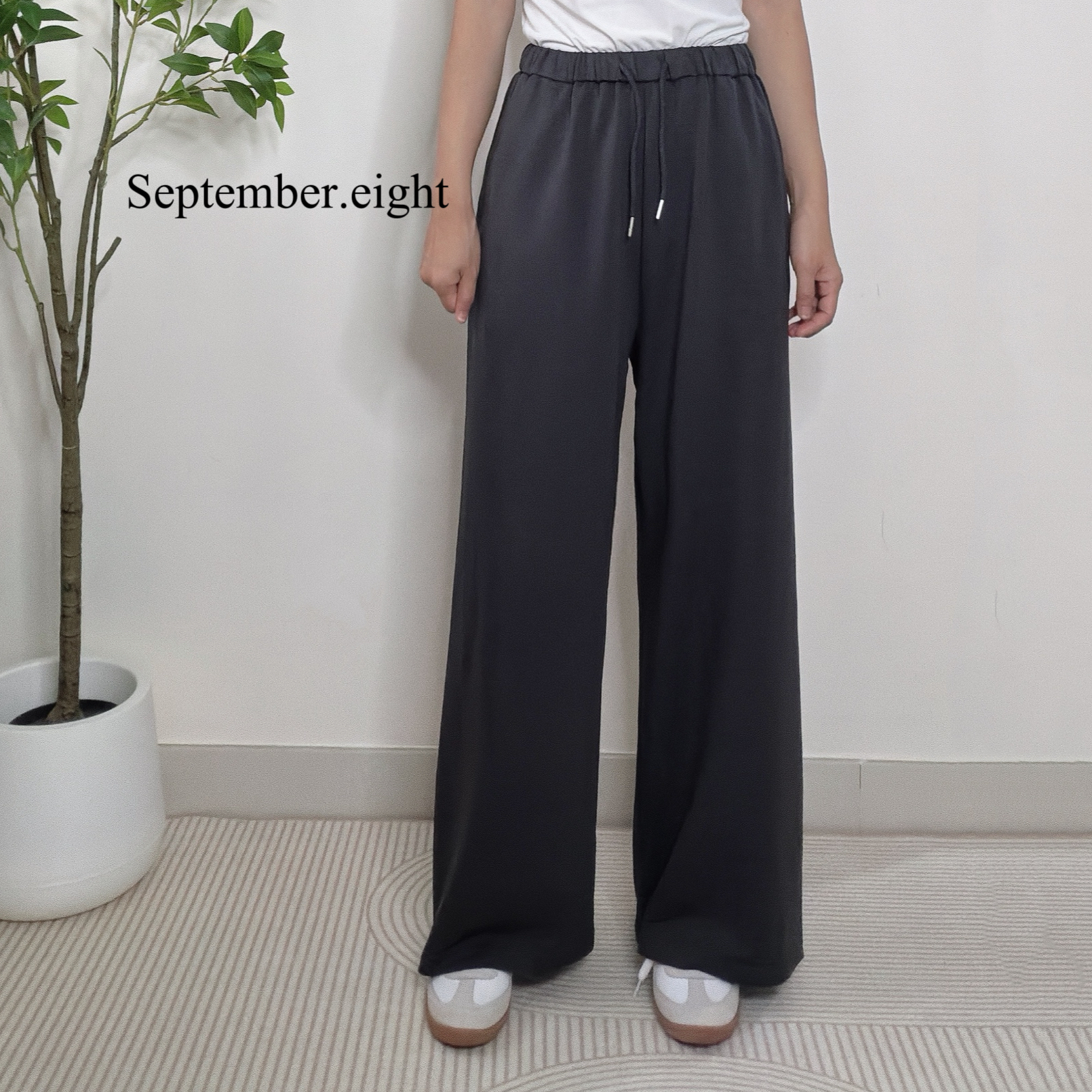 Made in Korea 🇰🇷牛奶棉闊褲