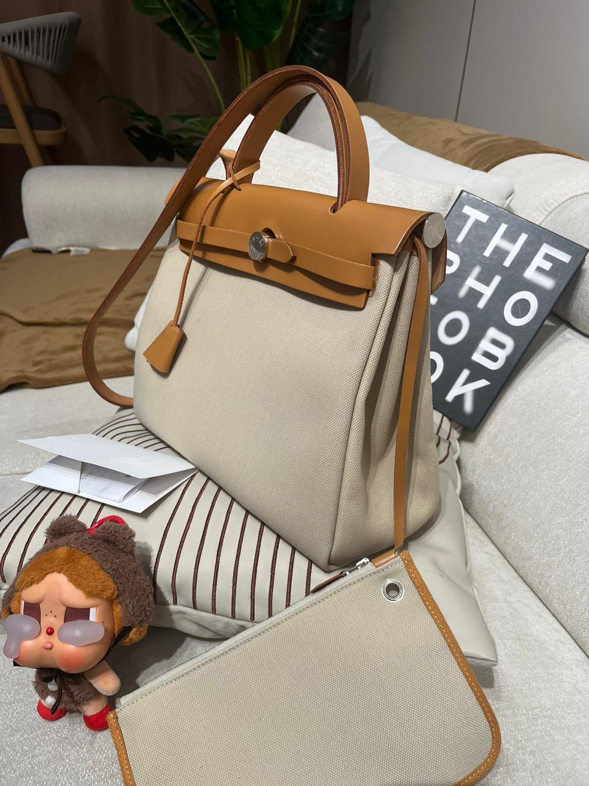 Hermes HERBAG 31,STAMP U,Beton  100%Authentic,98%New ✅收據✅鎖Key✅塵袋✅Box