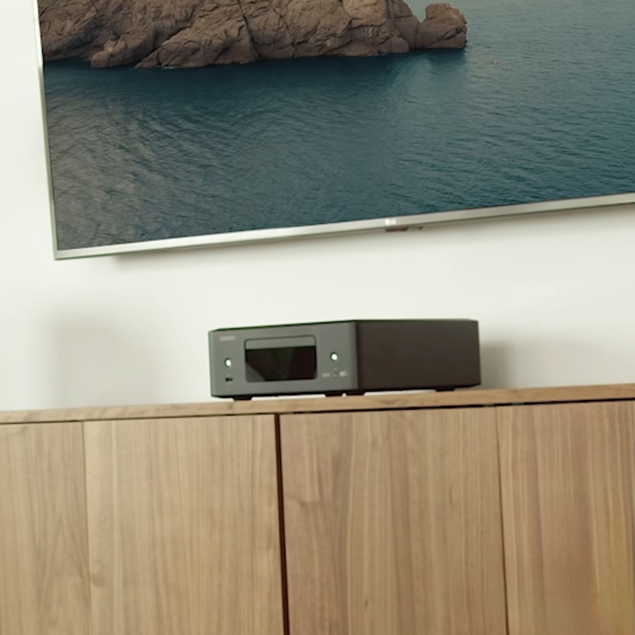 Denon CEOL N-12 Mini all-in-one Hi-Fi system with CD player, radio, Powered by HEOS™