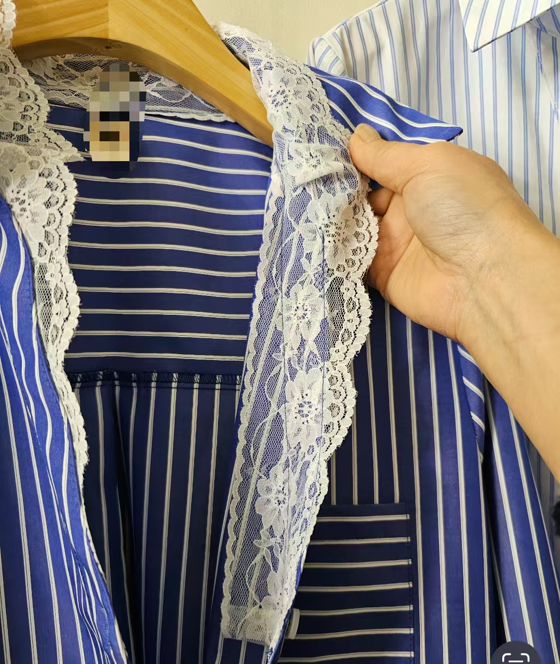 免燙lace 領條子恤